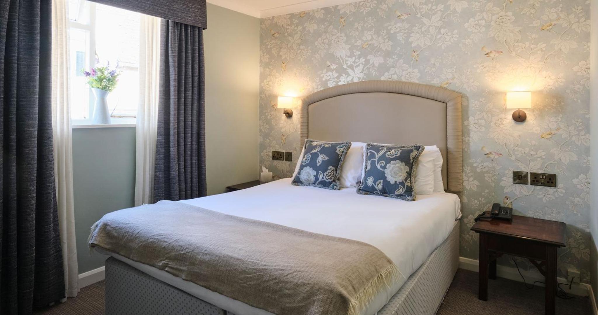 Small Double Room photo 3