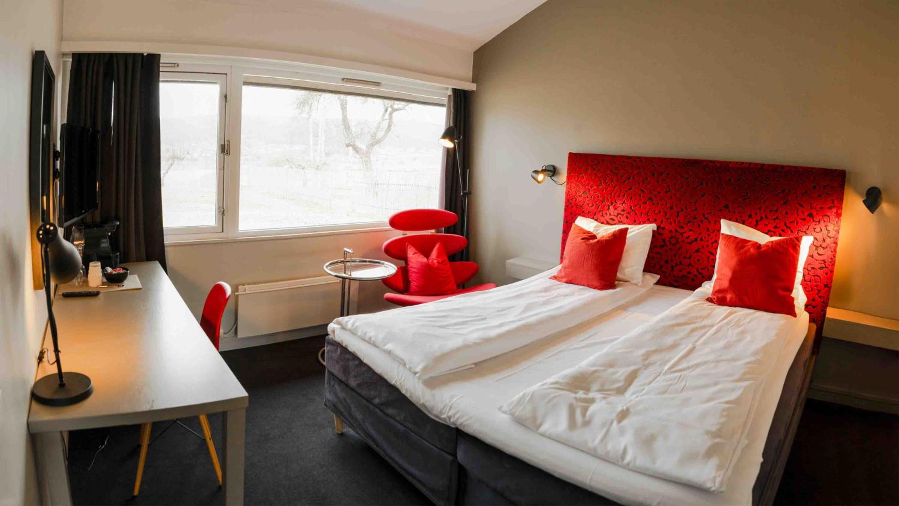 Double Room with Garden View - Photo 1
