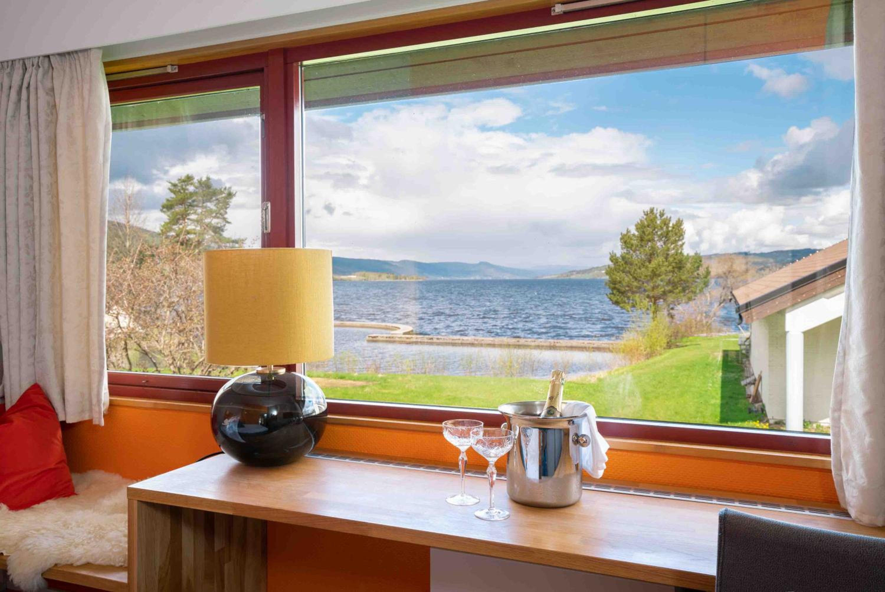Double Room with Sea View - Photo 3