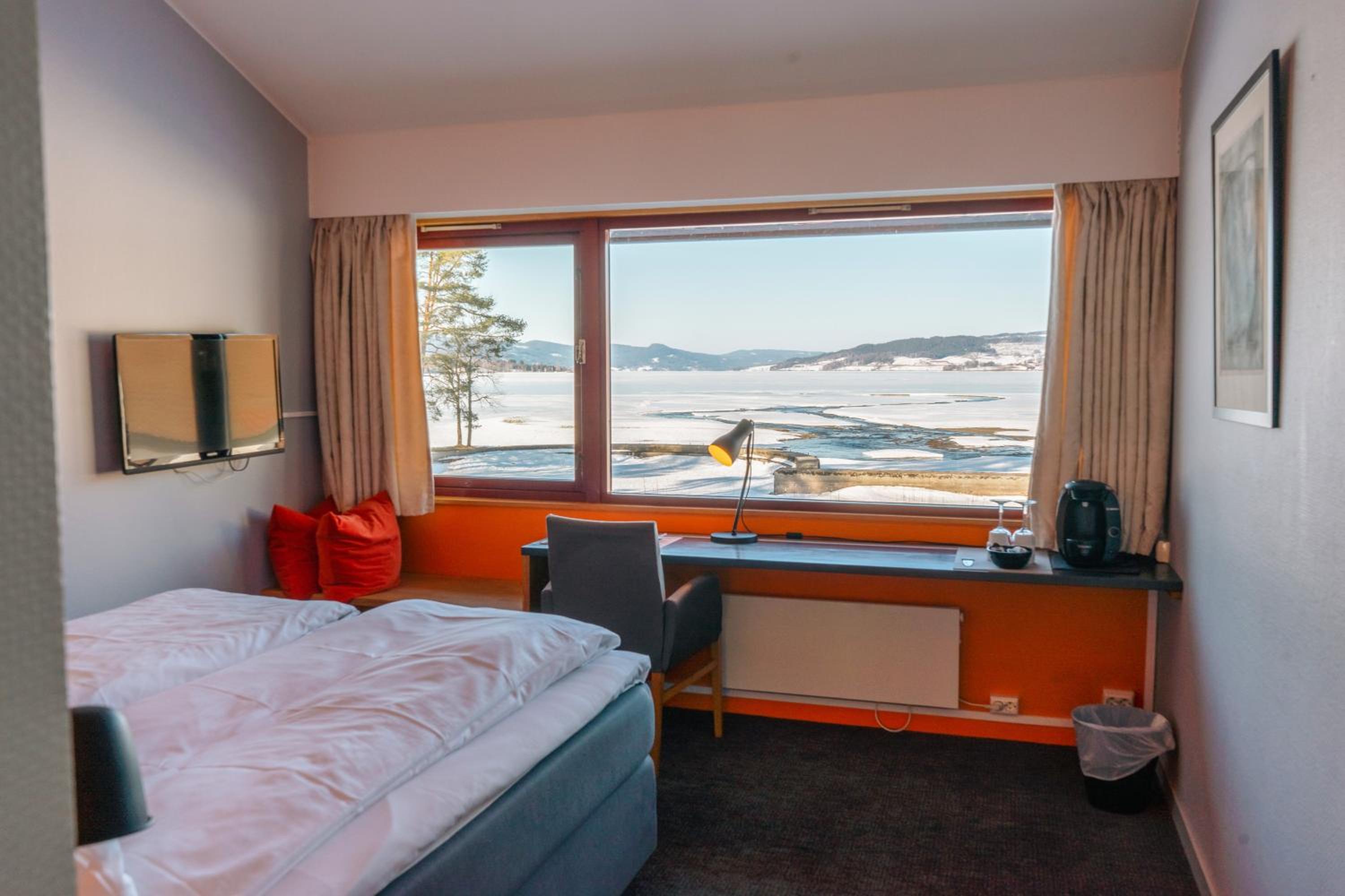Double Room with Sea View - Photo 2