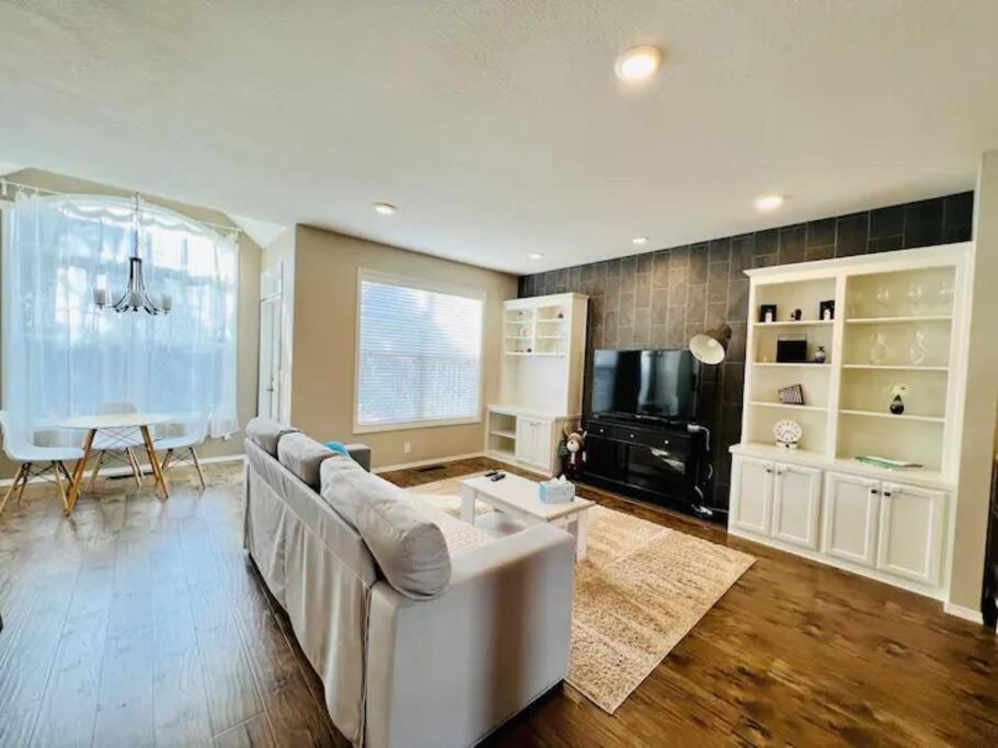 Villa photo 1