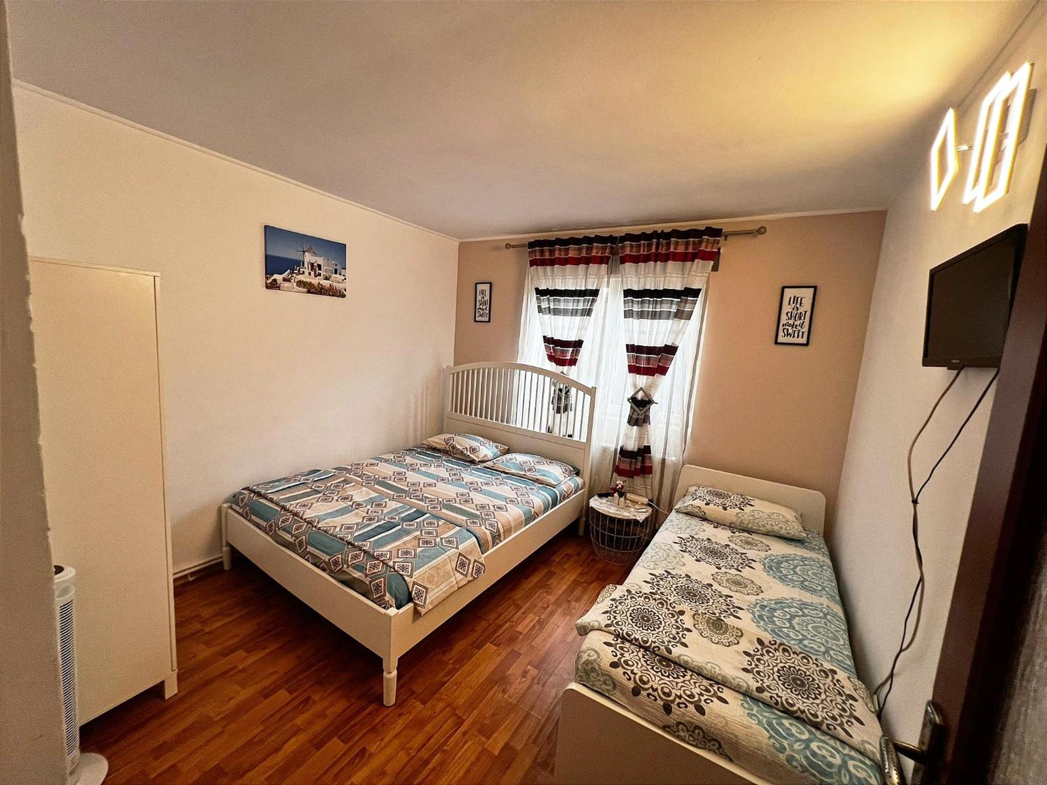 Triple Room - Photo 2