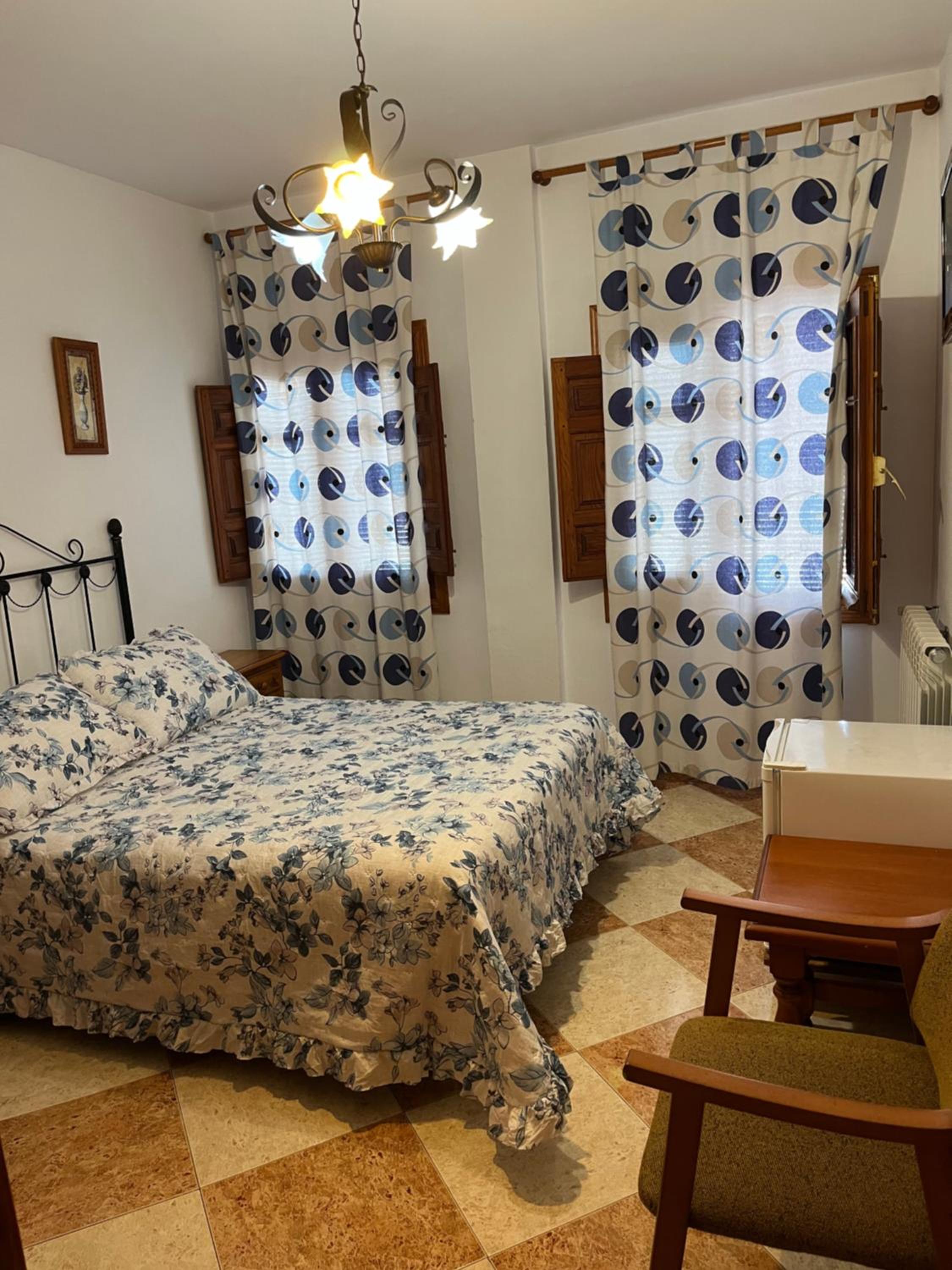 Double Room with Mountain View - Photo 7