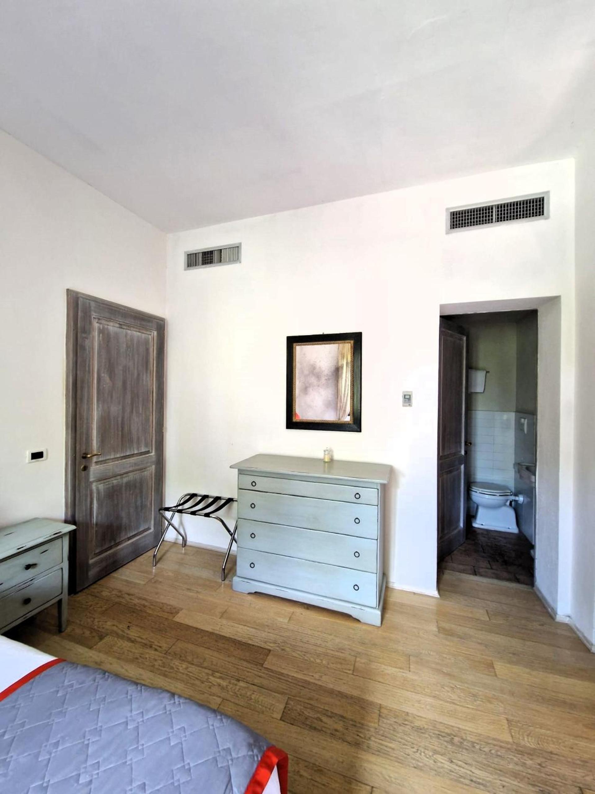 Double Room with Garden View - Photo 6