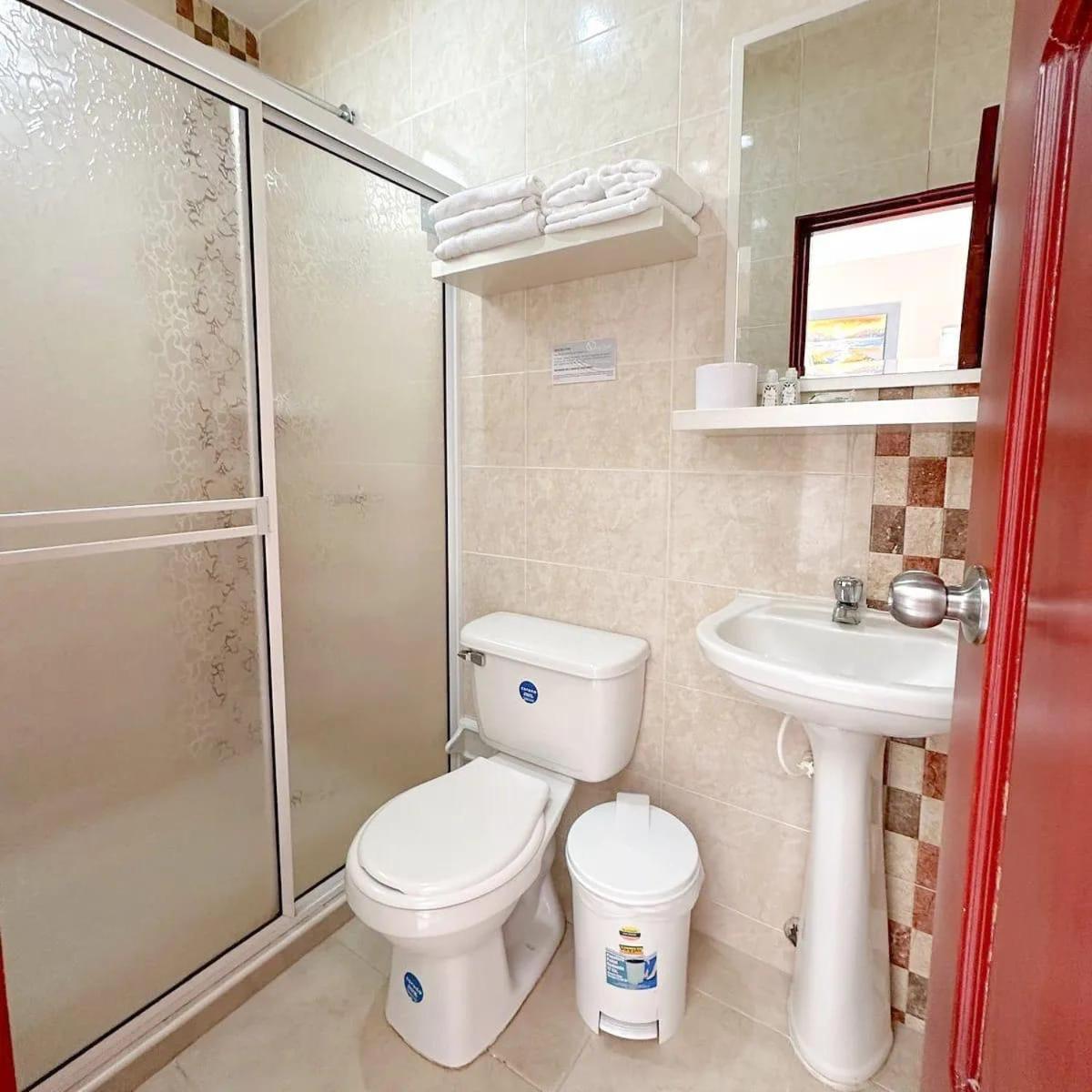 Standard Twin Room with Mountain View photo 2