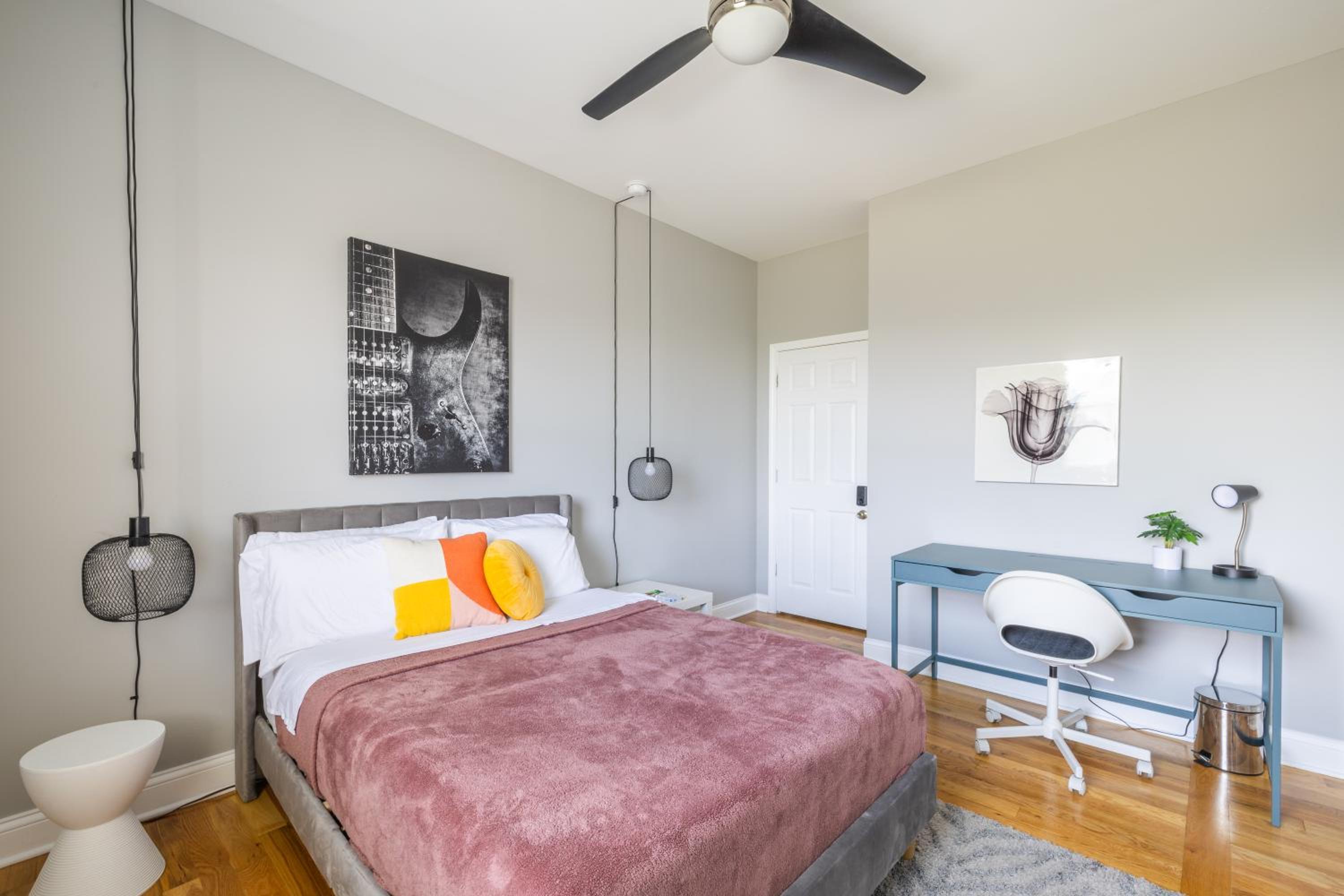 Double Room with Shared Bathroom