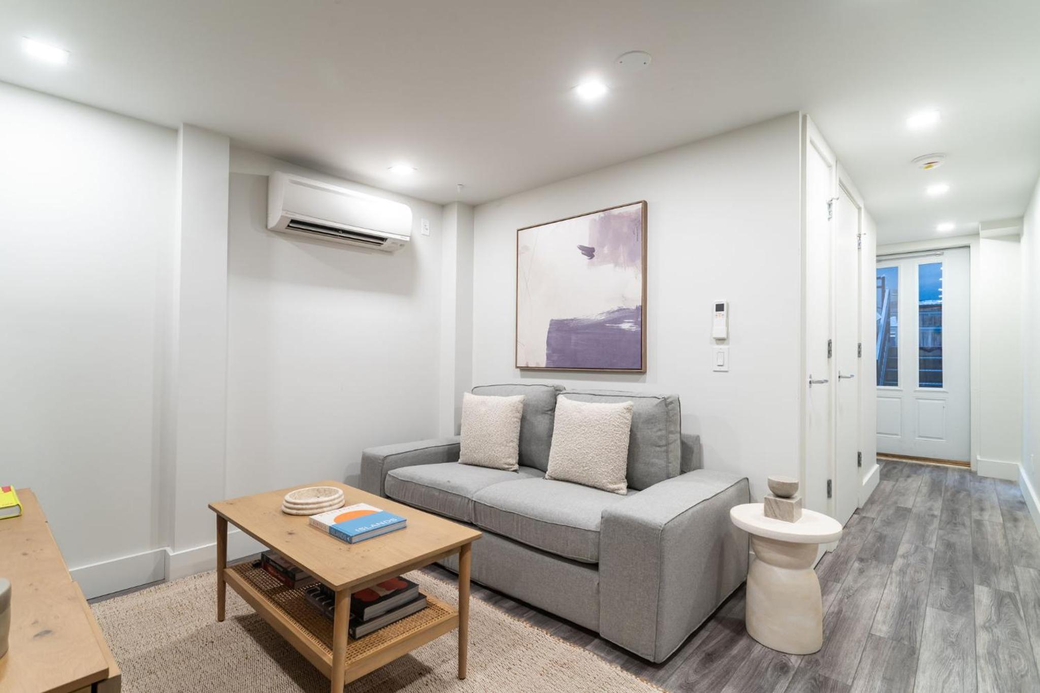 Three-Bedroom Apartment photo 1