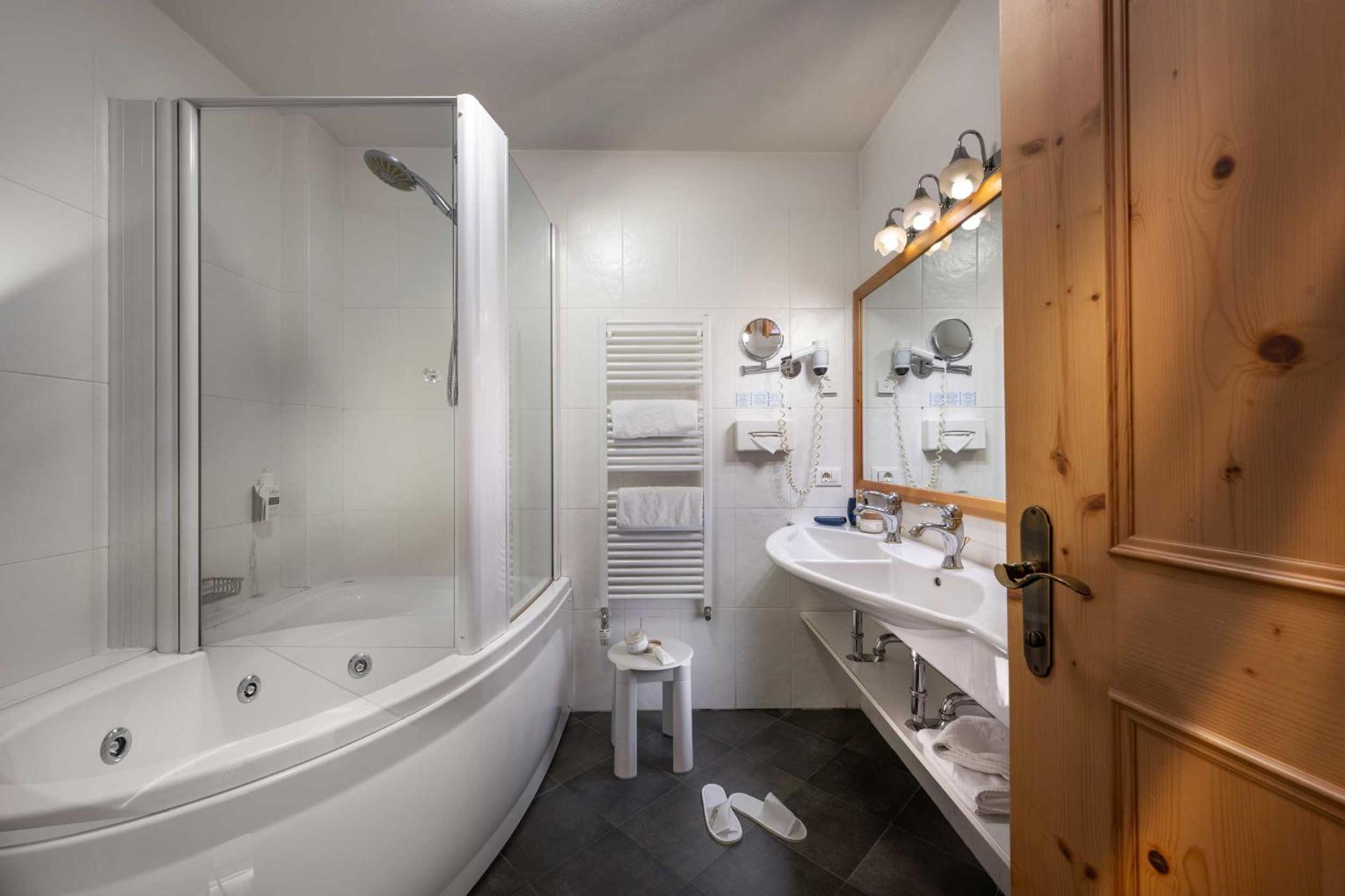 Family Suite - Photo 8