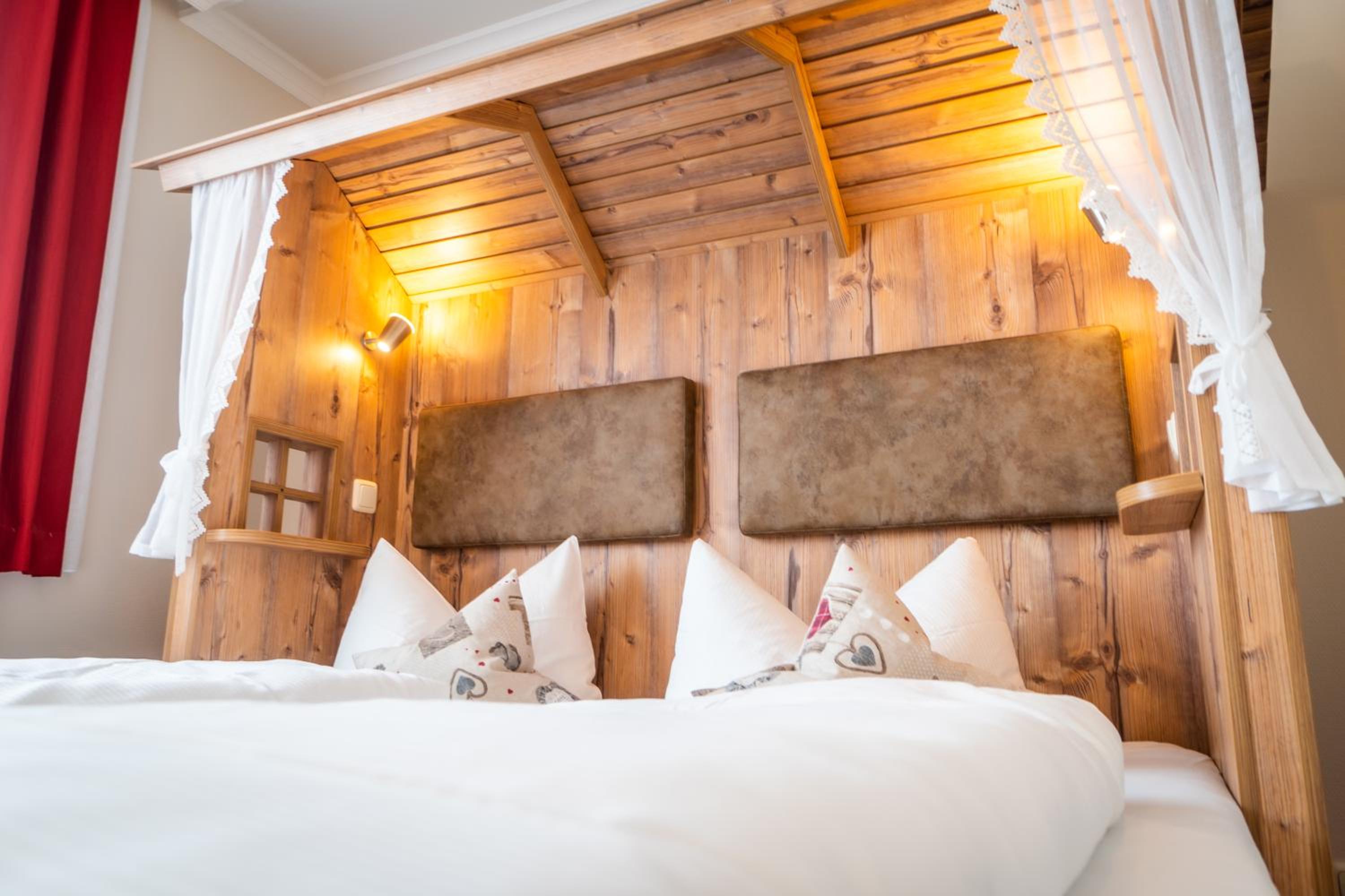 Double Room - Photo 6