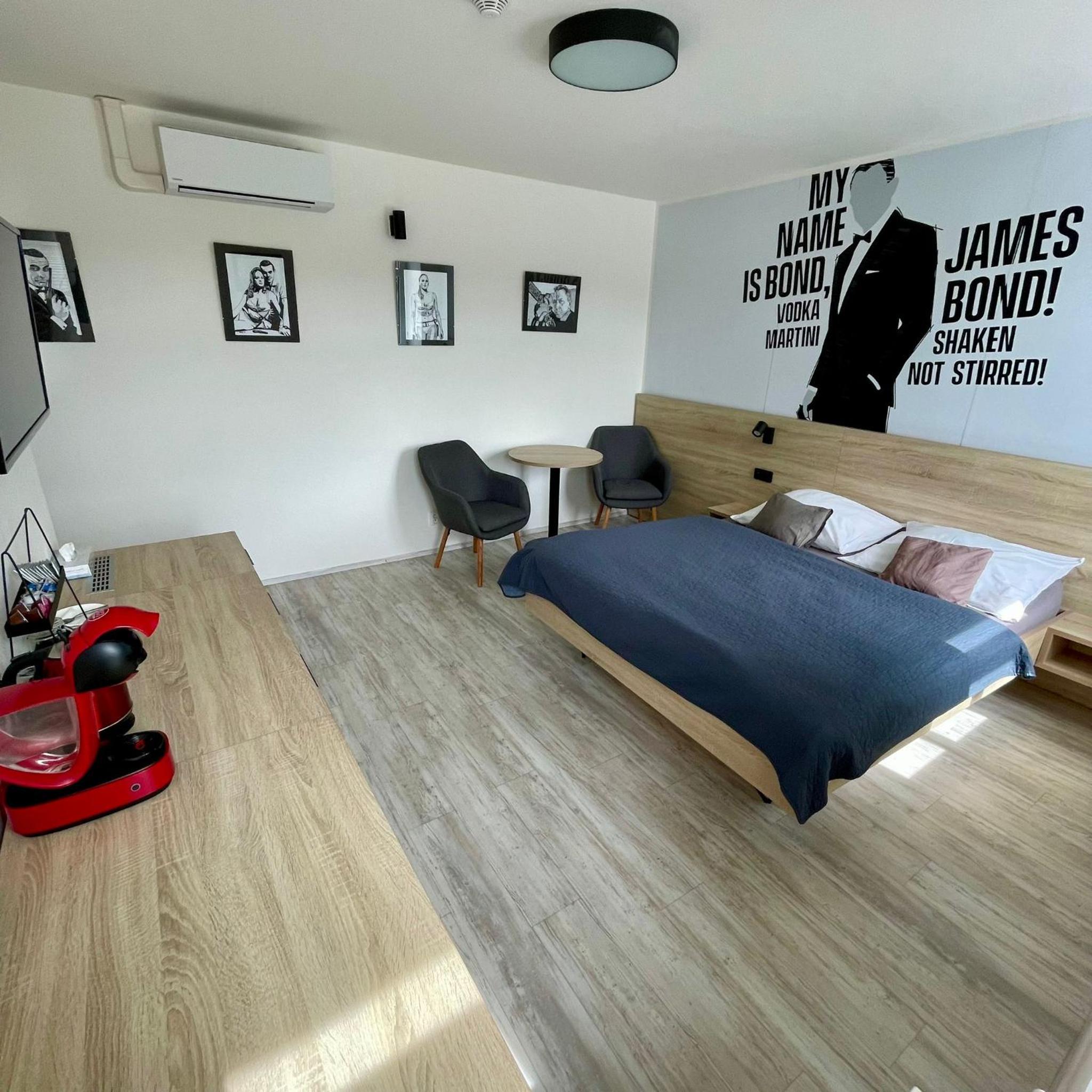 Deluxe Room - Photo 1