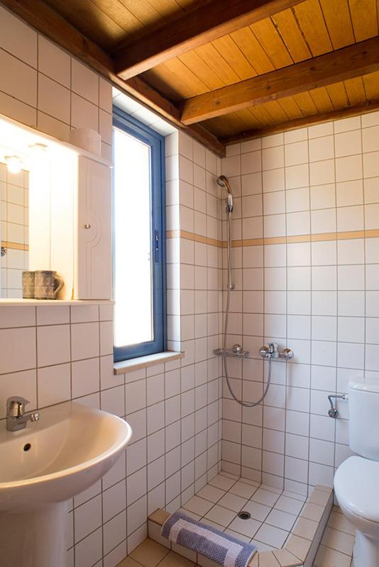 One-Bedroom House photo 2