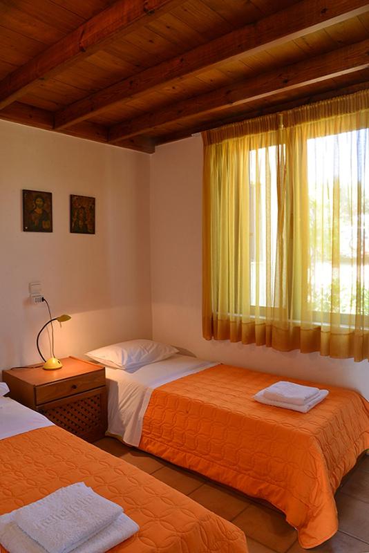 Two-Bedroom House photo 1