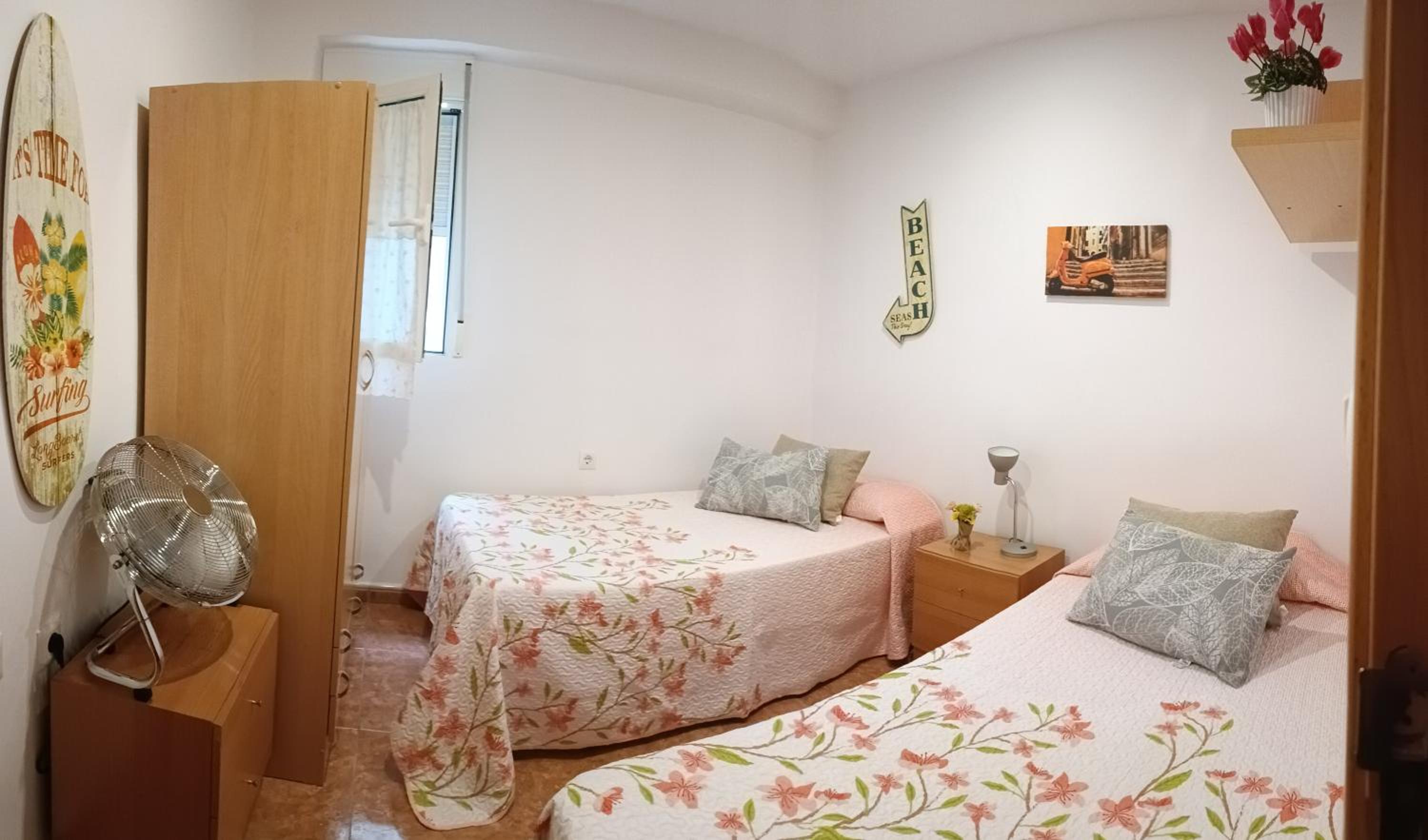 Three-Bedroom Apartment photo 2