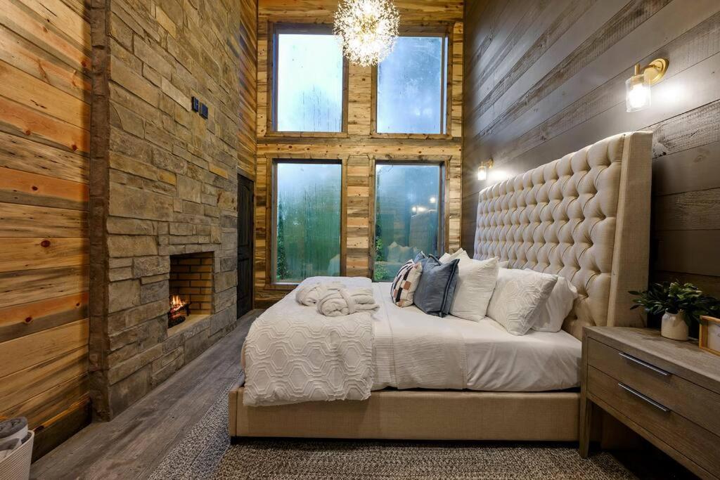 One-Bedroom House photo 1