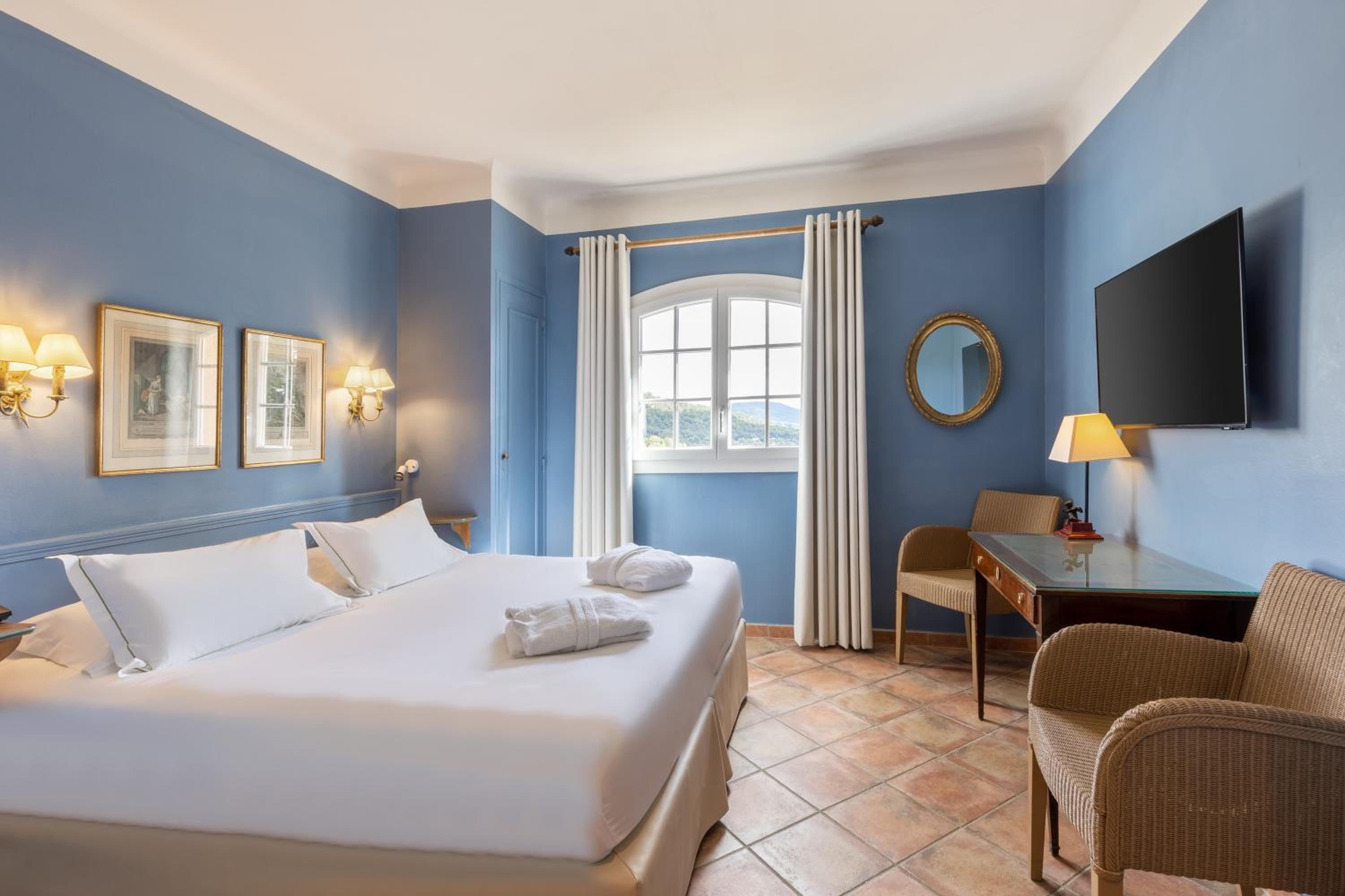 Comfort Room - Photo 2