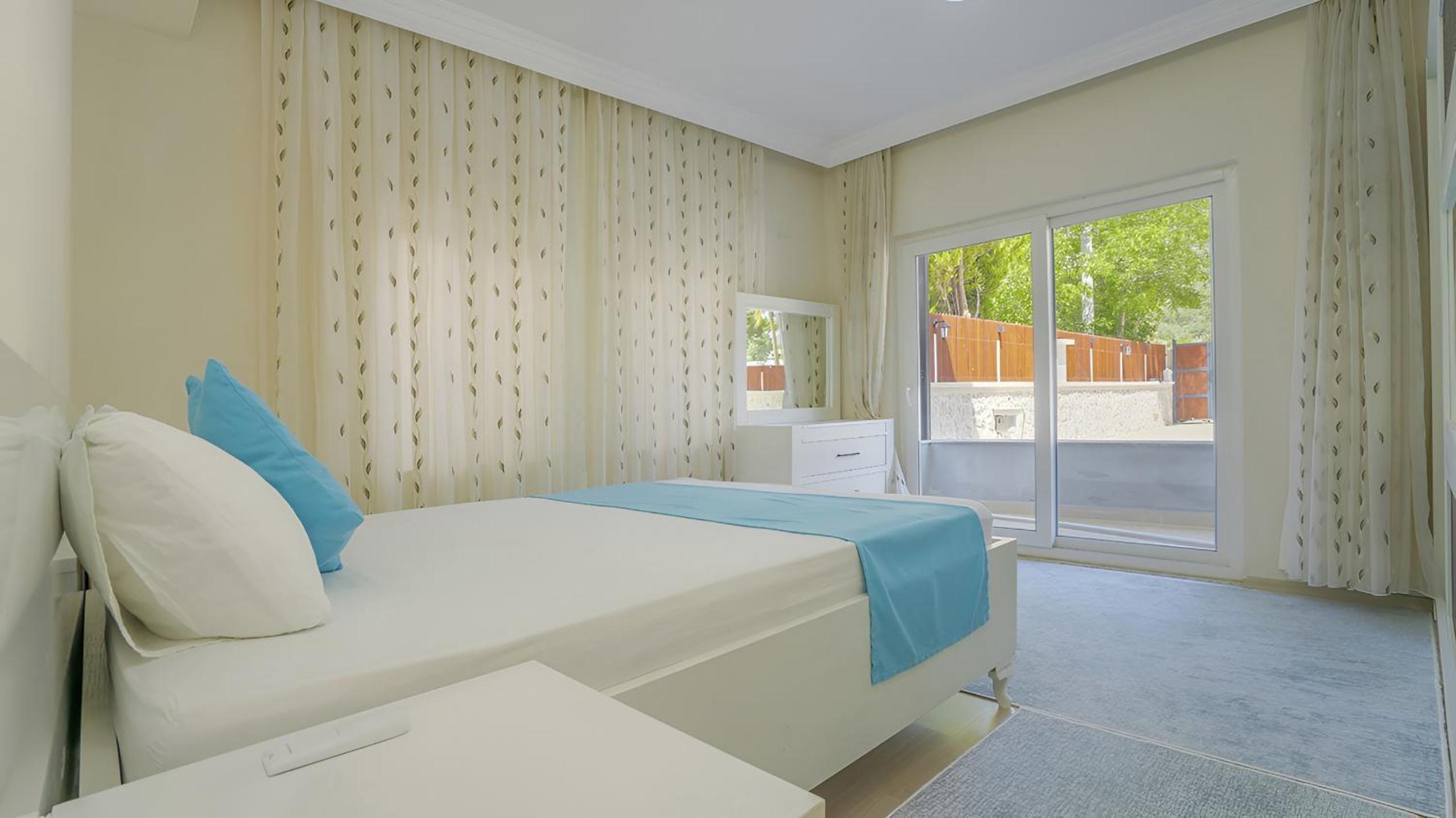 Two-Bedroom Deluxe Apartment