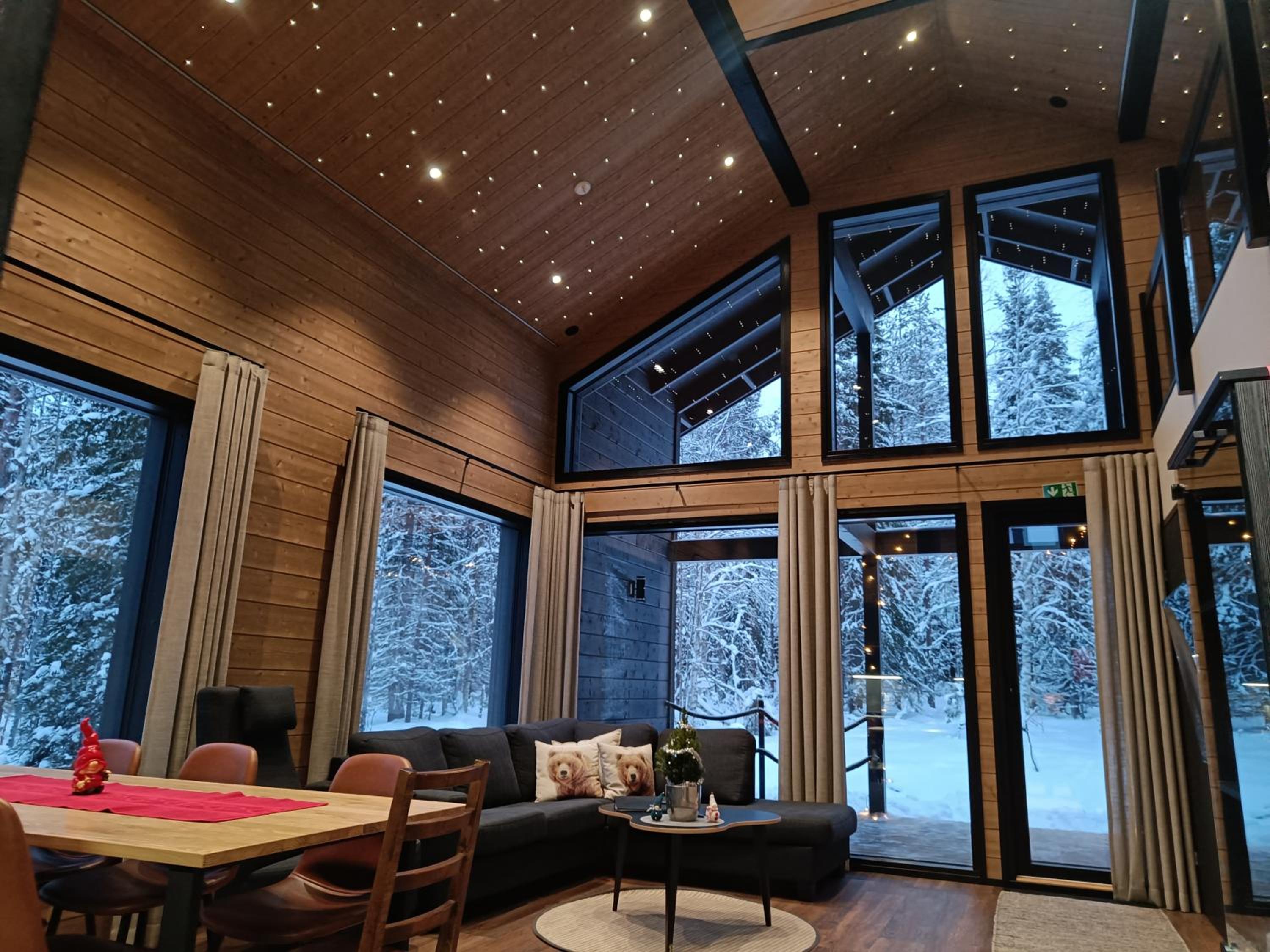 Villa photo 2