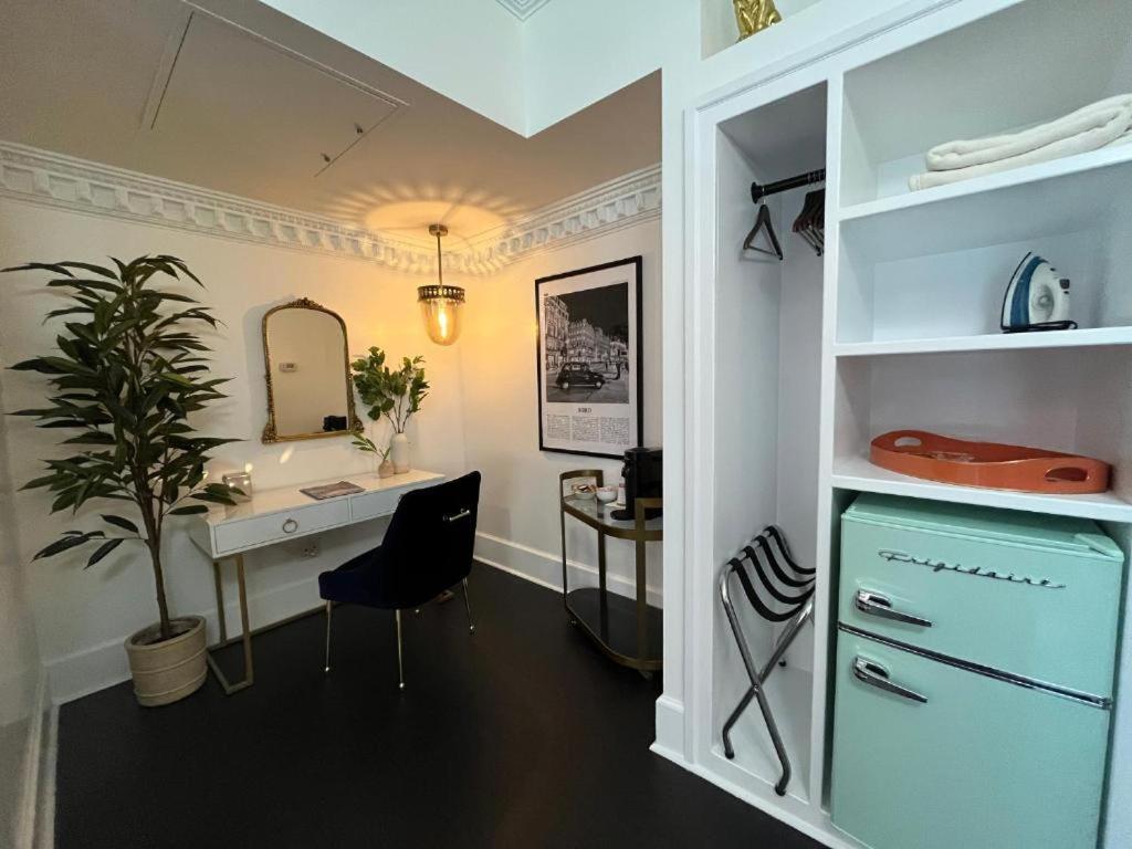 King Room with Balcony