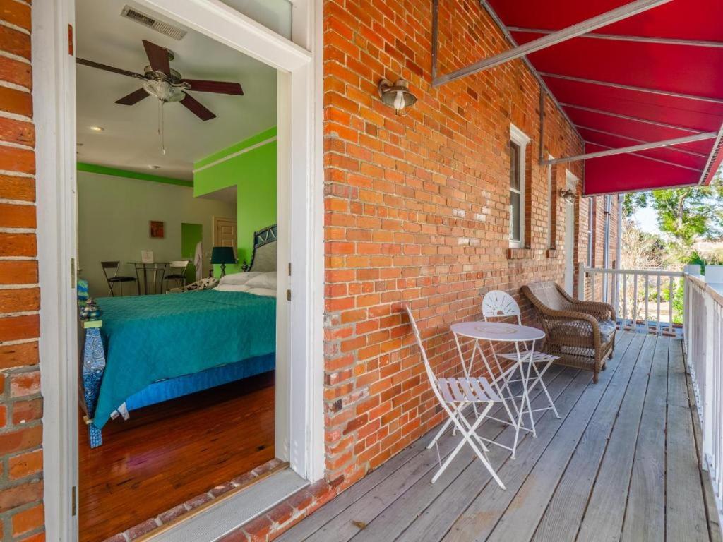 King Room with Balcony photo 3