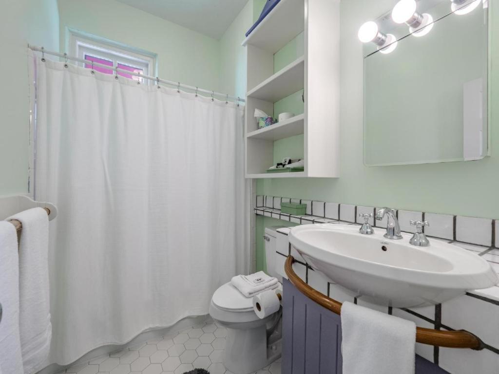 King Room with Balcony photo 3