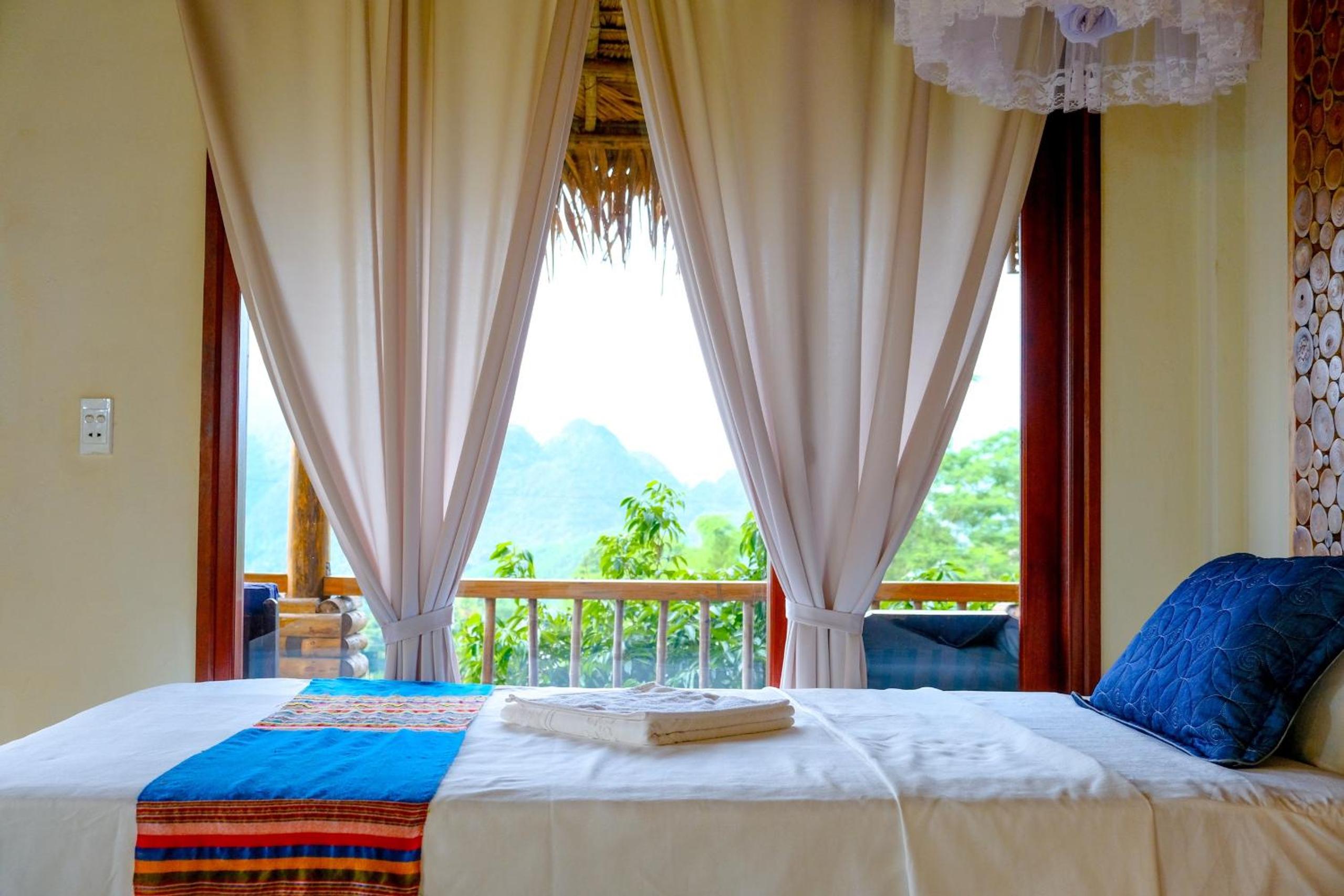 Triple Room with Balcony Mountain View - Photo 5