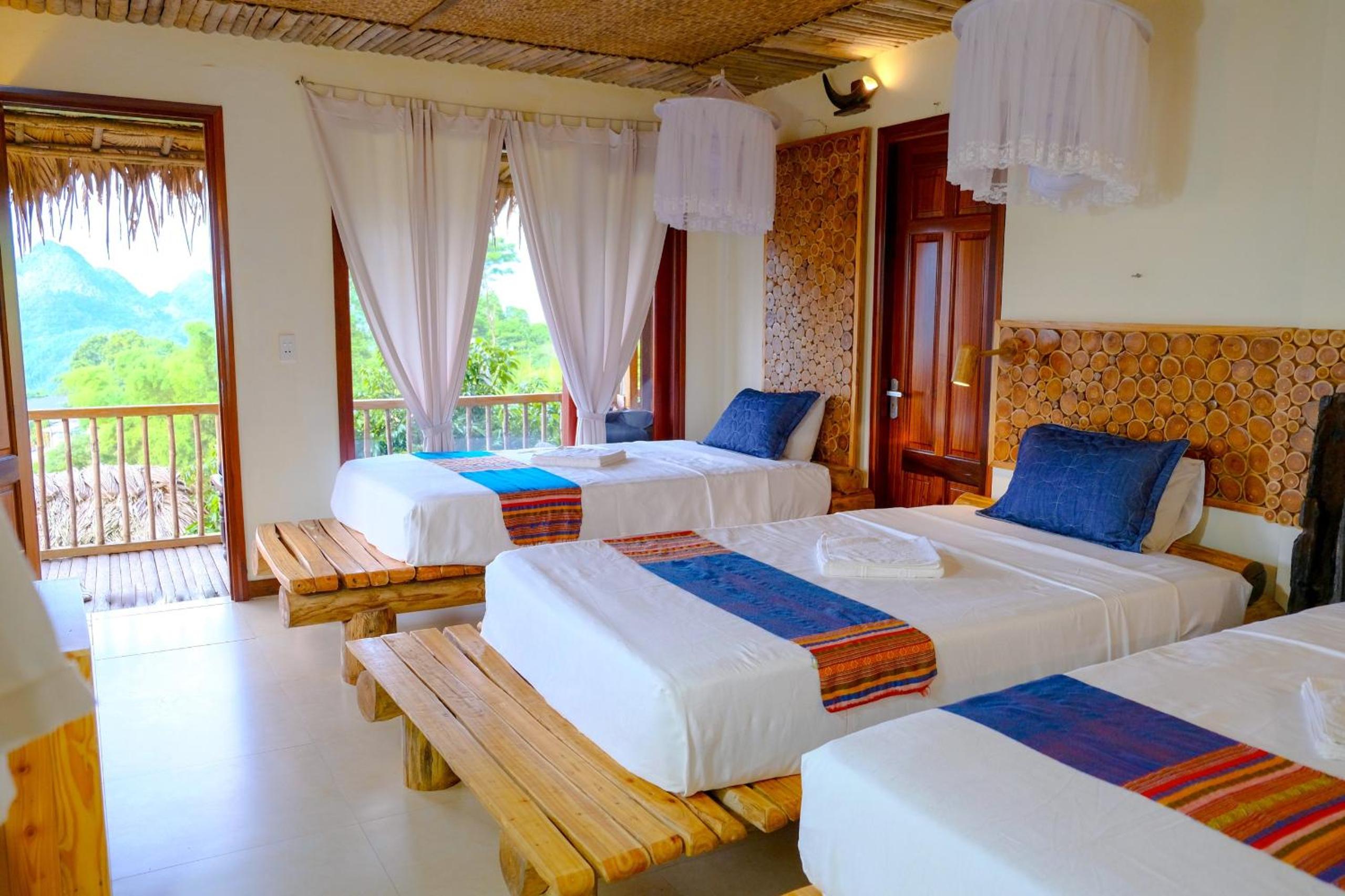 Triple Room with Balcony Mountain View - Photo 6