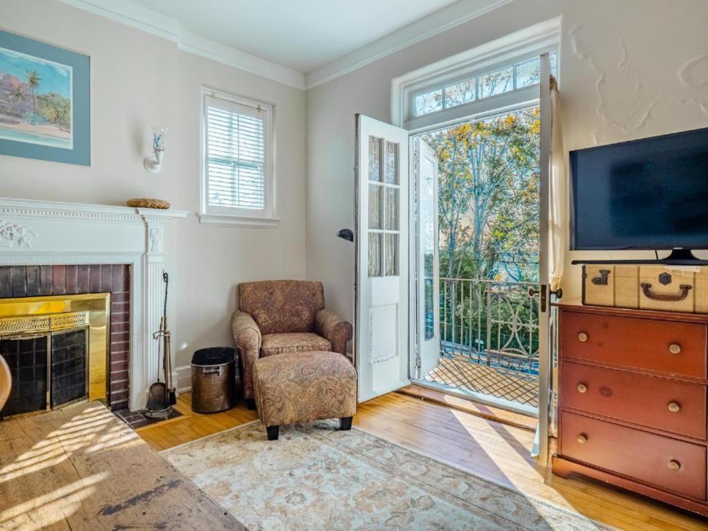 King Room with Balcony