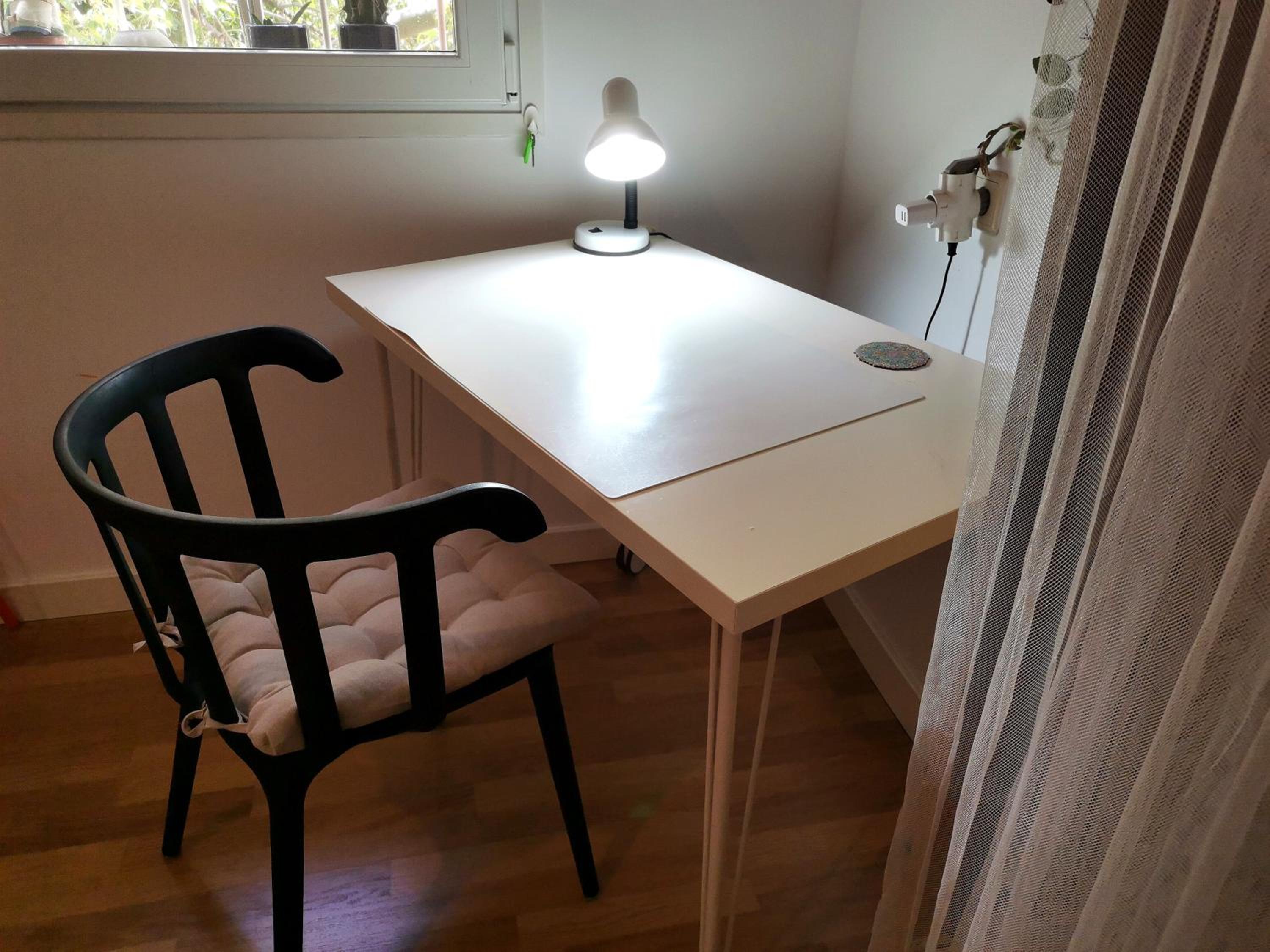 Large Double Room - Photo 10