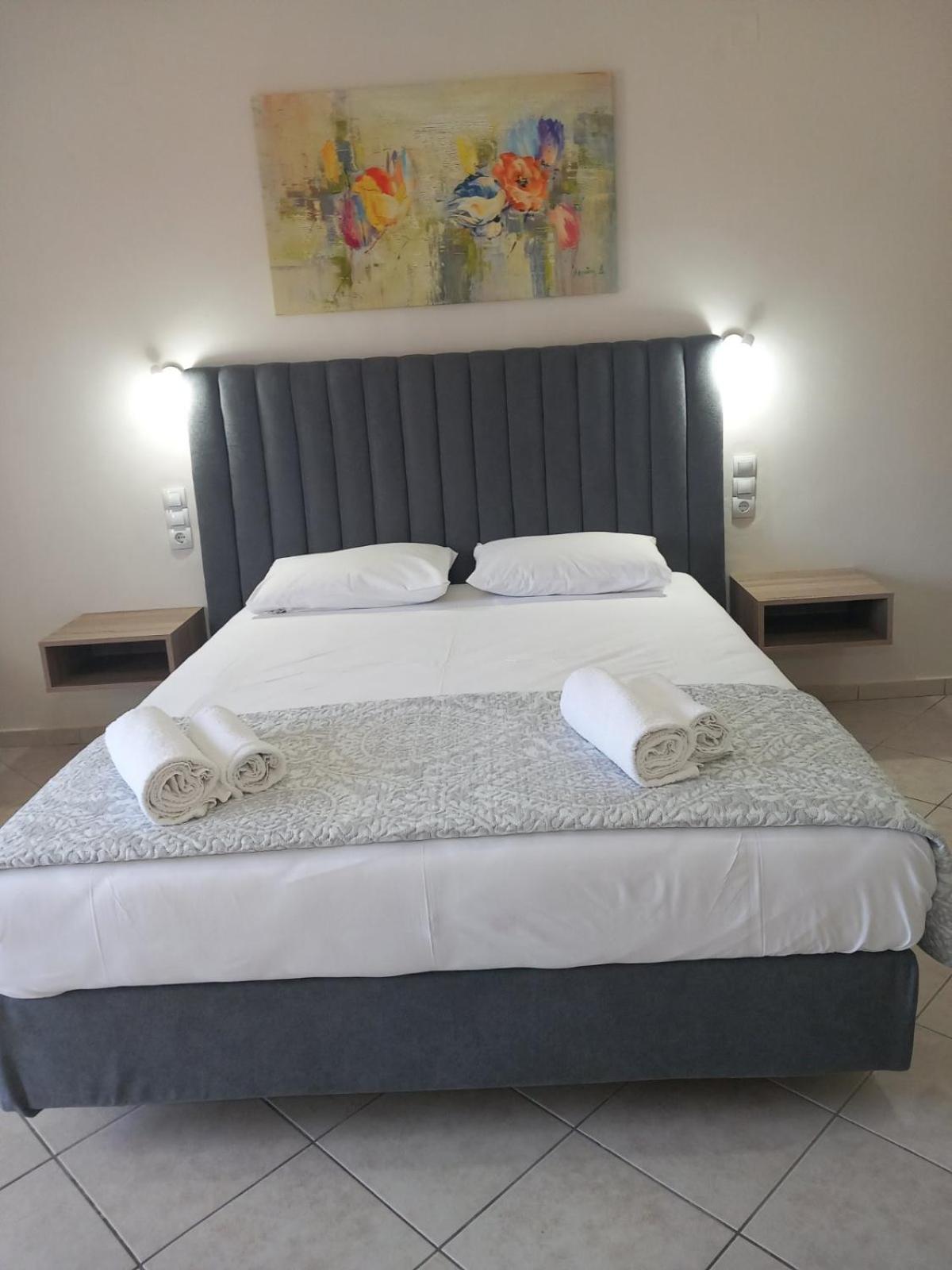 Basic Triple Room