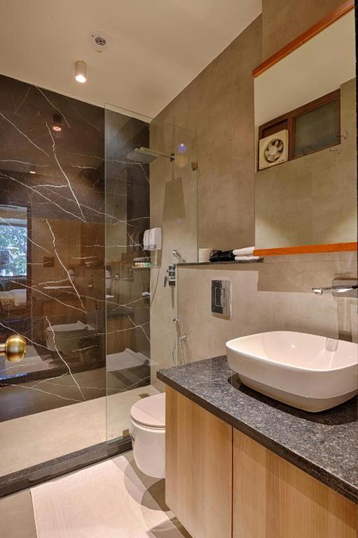 Deluxe Room - Photo 18