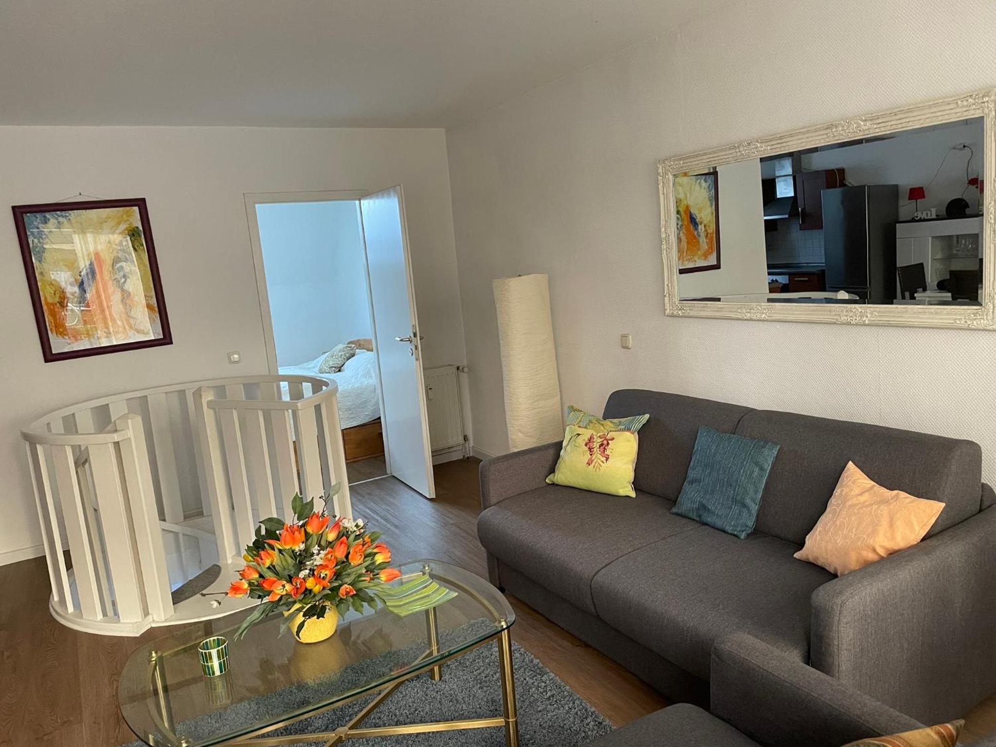 One-Bedroom Apartment photo 1