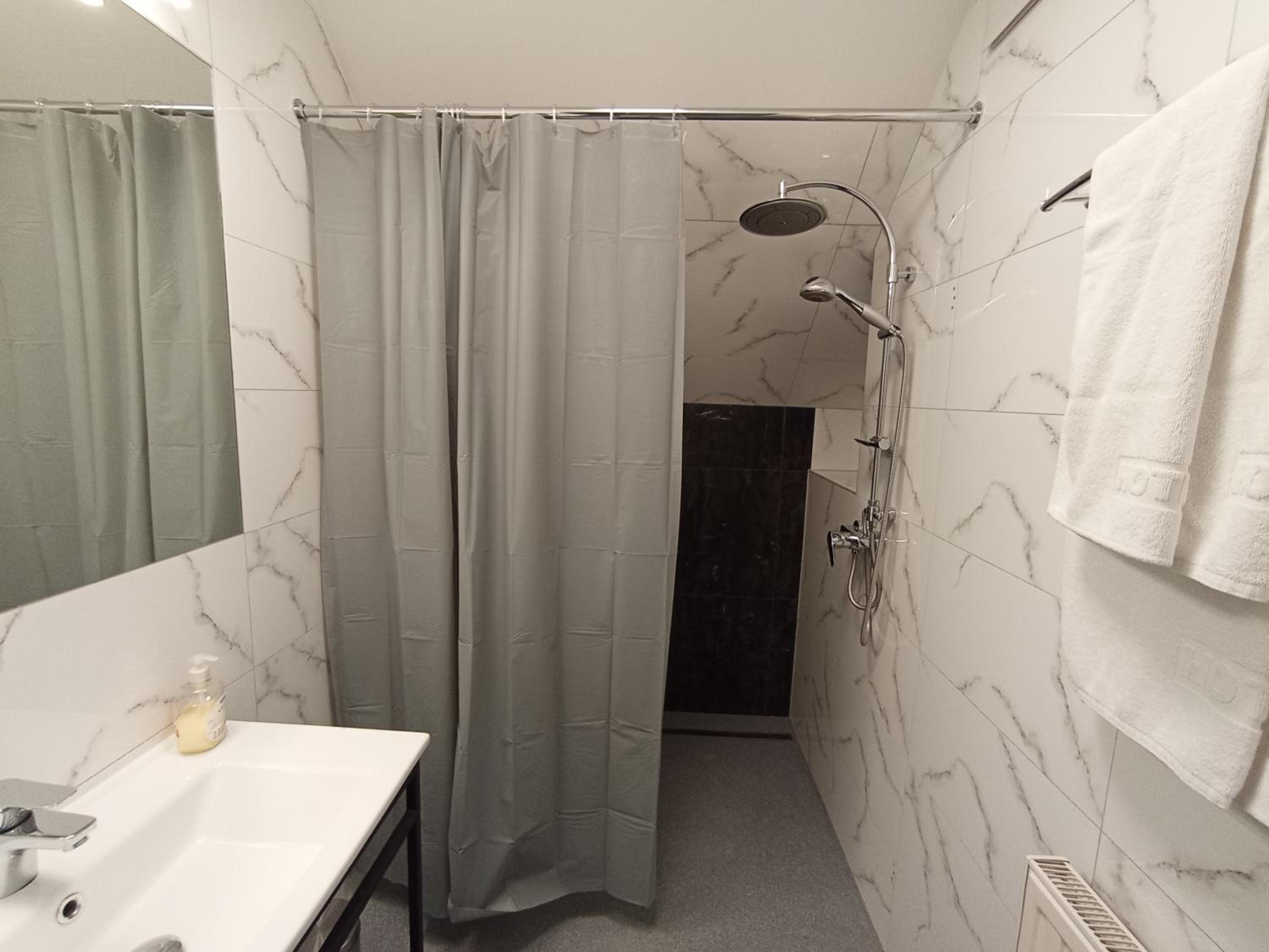 Economy Triple Room