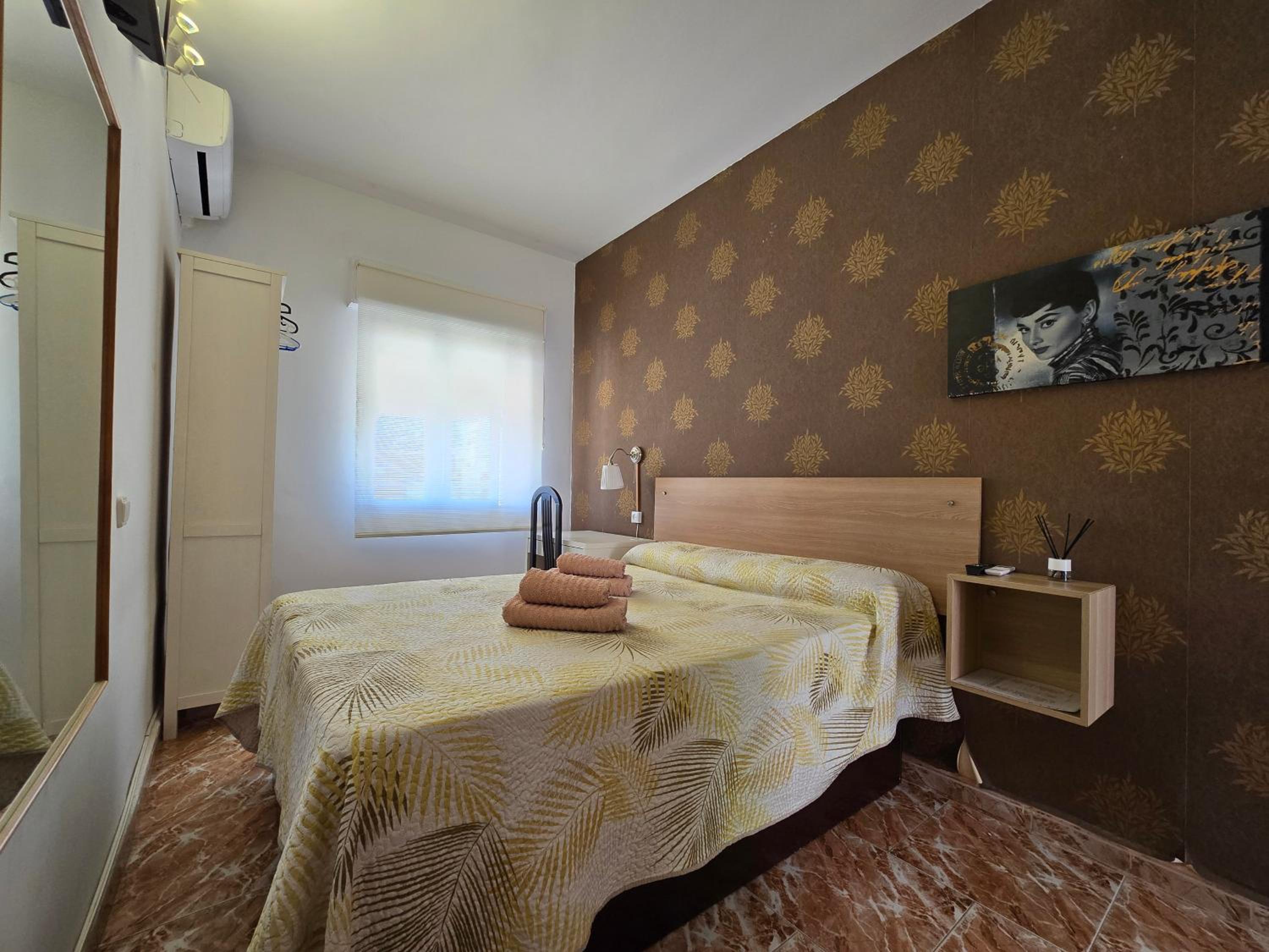 Habitación Doble con Baño Privado