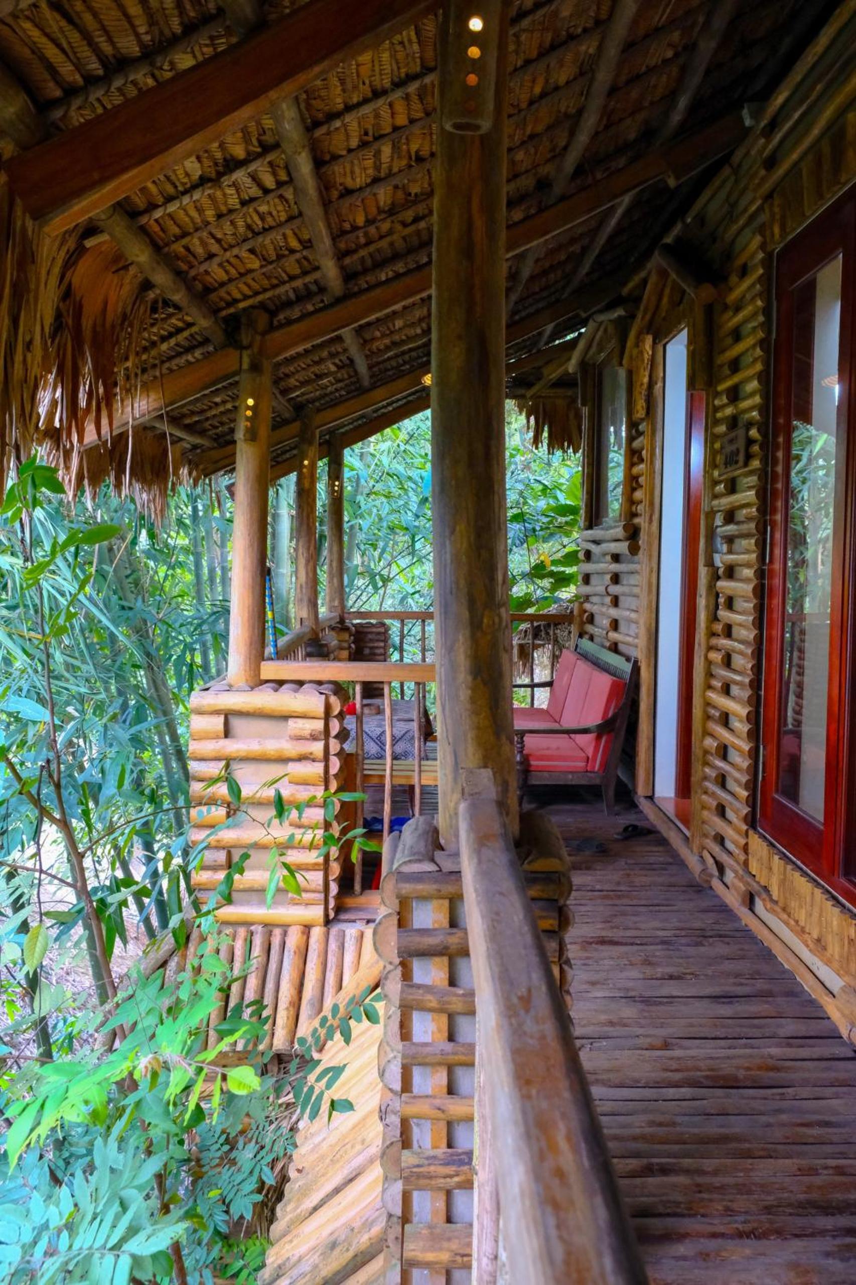 Triple Room with Balcony and Field View - Photo 15