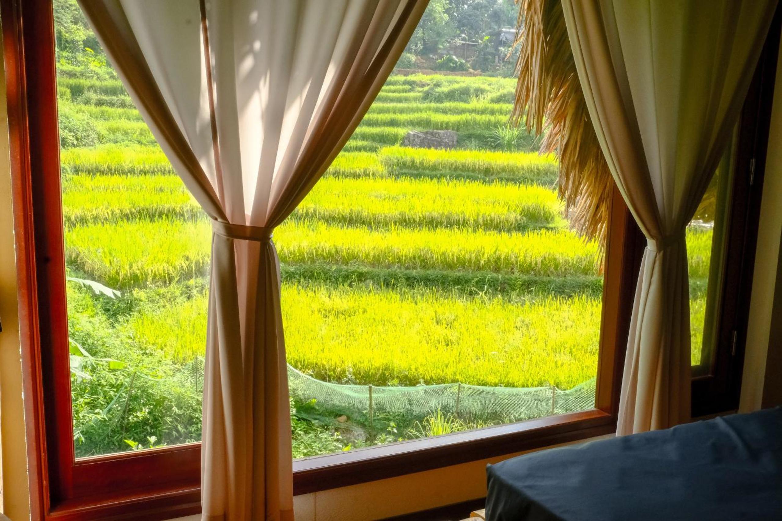 Triple Room with Balcony and Field View - Photo 2