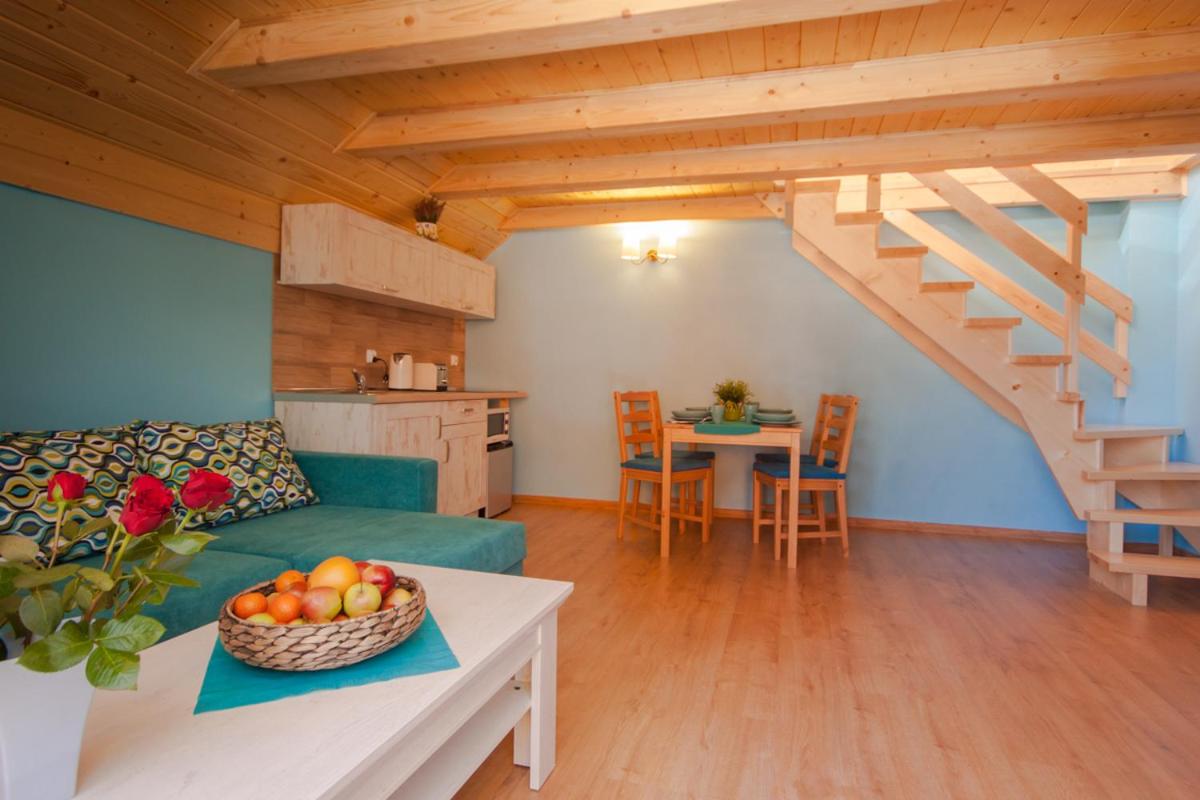 One-Bedroom Suite - Photo 3