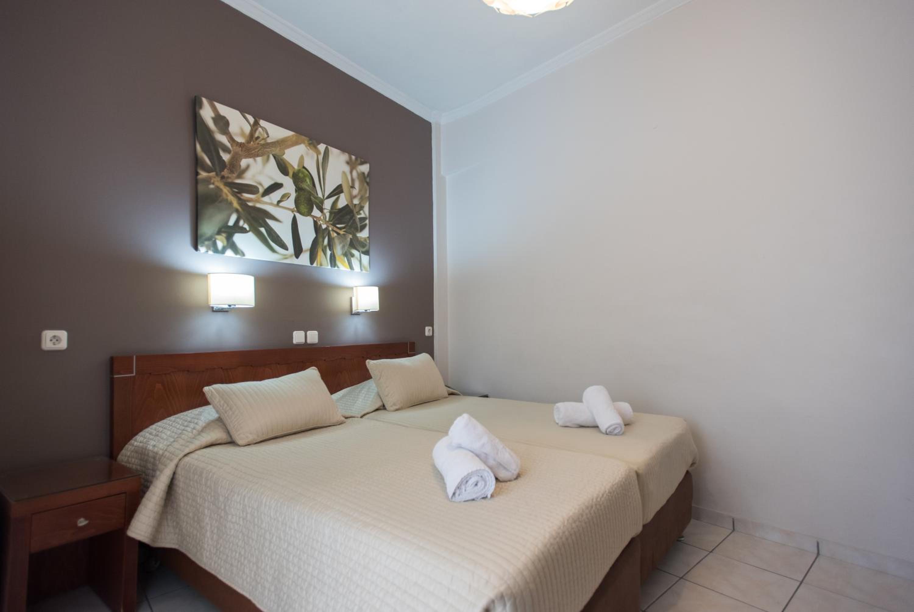 Double or Twin Room photo 1