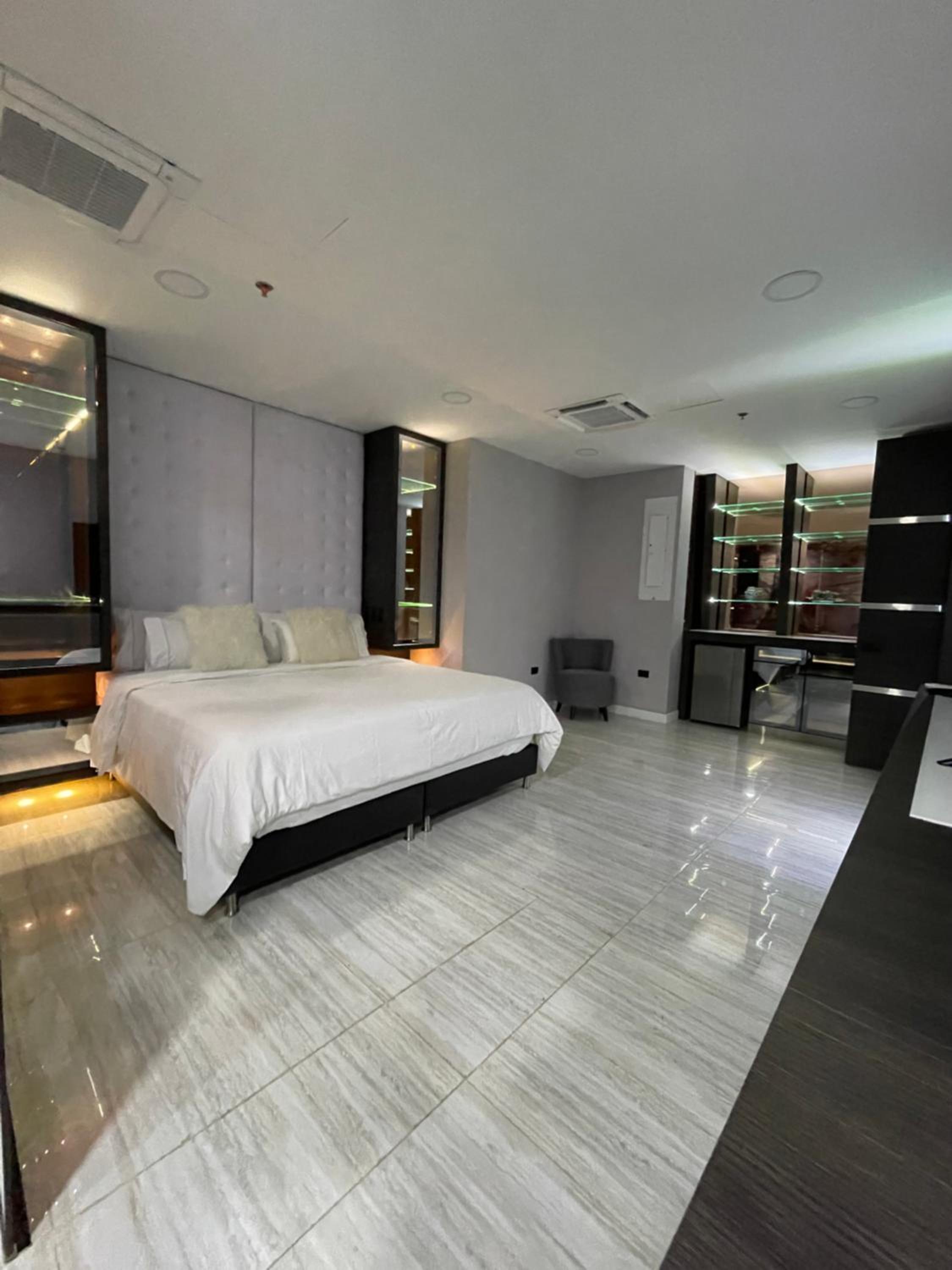 Three-Bedroom Apartment with Balcony