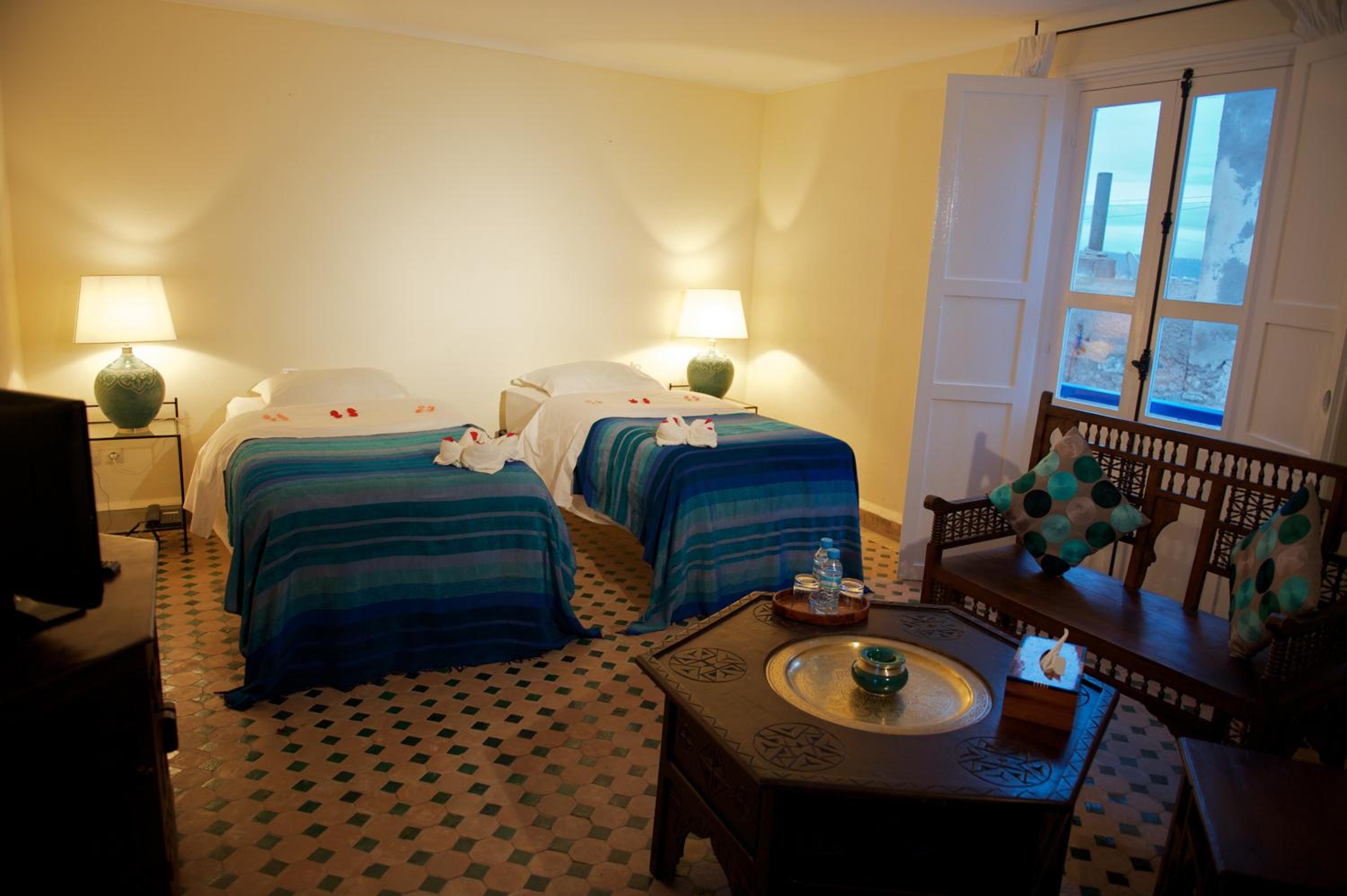 Standard Double or Twin Room - Photo 4