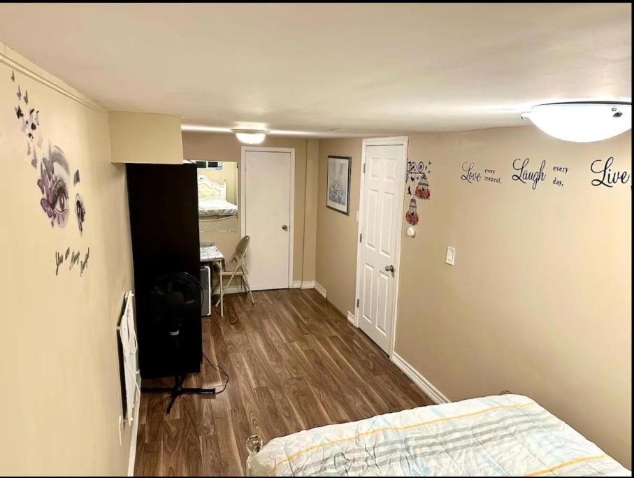 Double or Twin Room photo 3