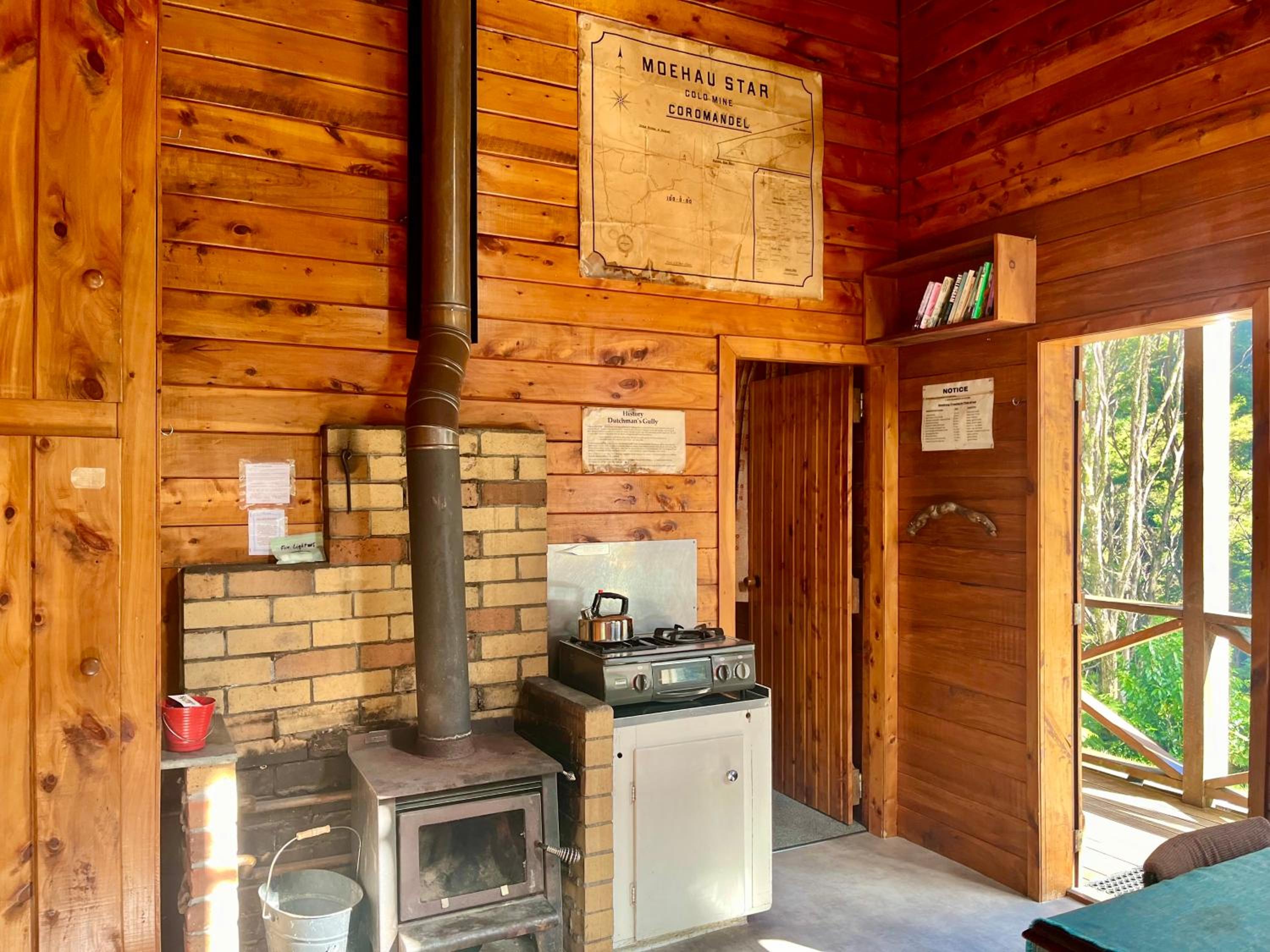 One-Bedroom Chalet - Photo 7