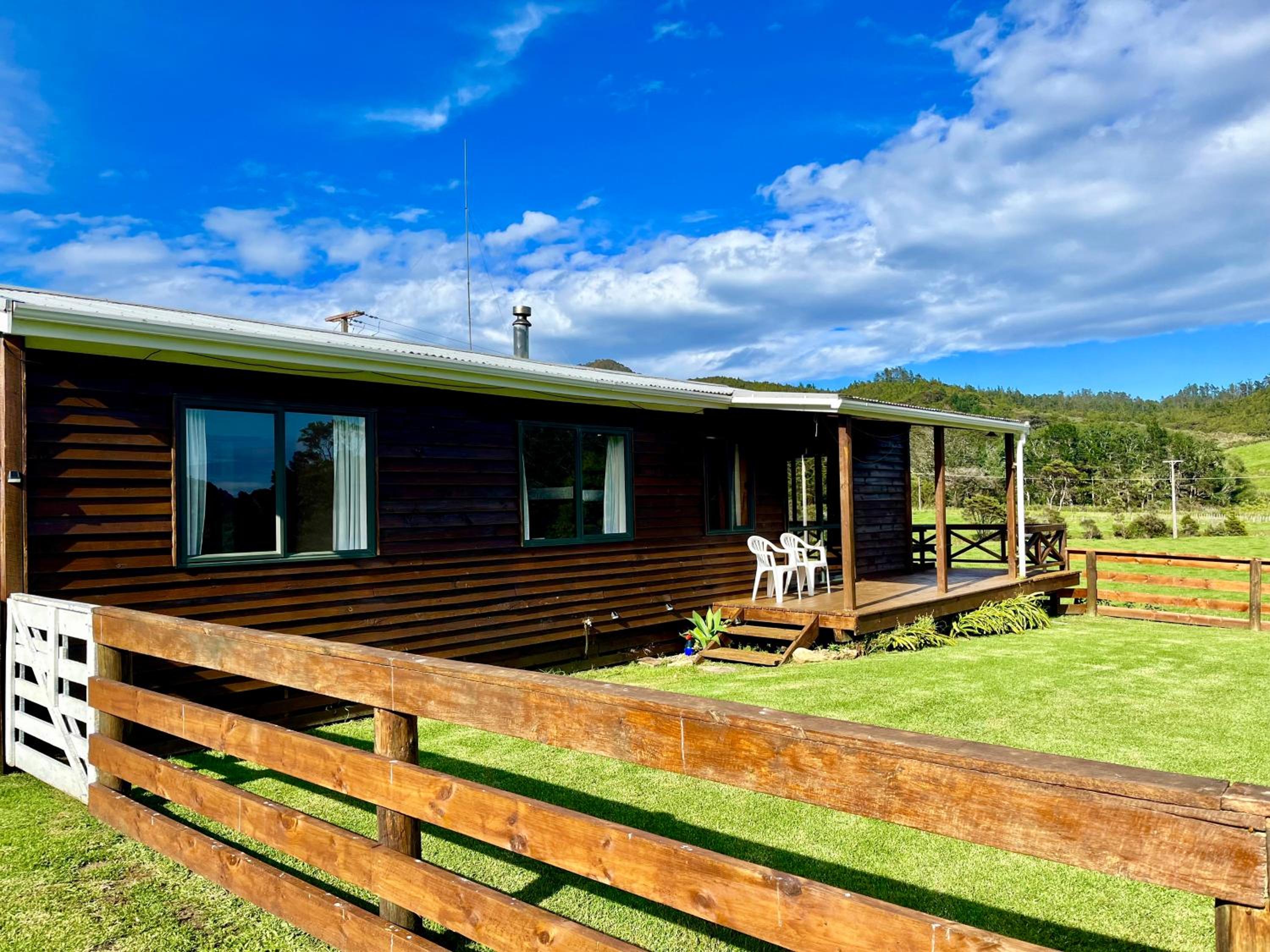 Three-Bedroom Vacation Home  - Photo 4
