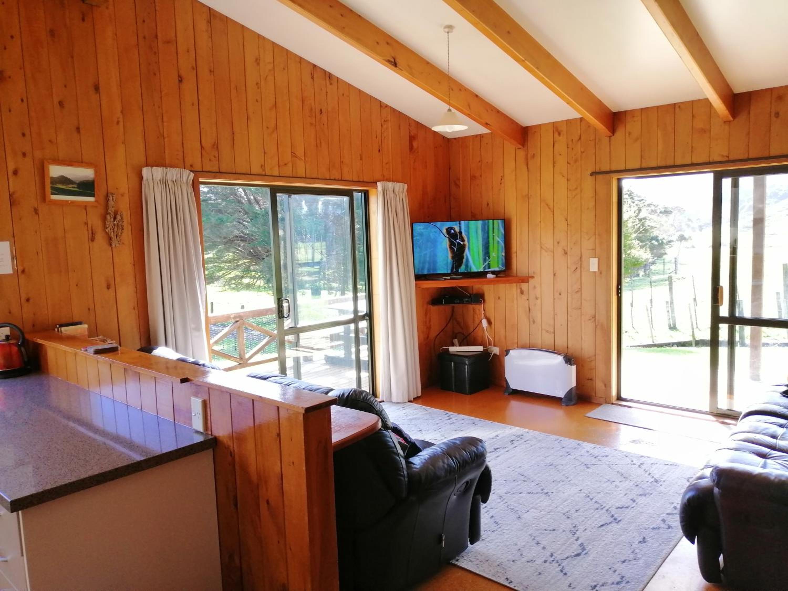 Three-Bedroom Vacation Home  - Photo 17