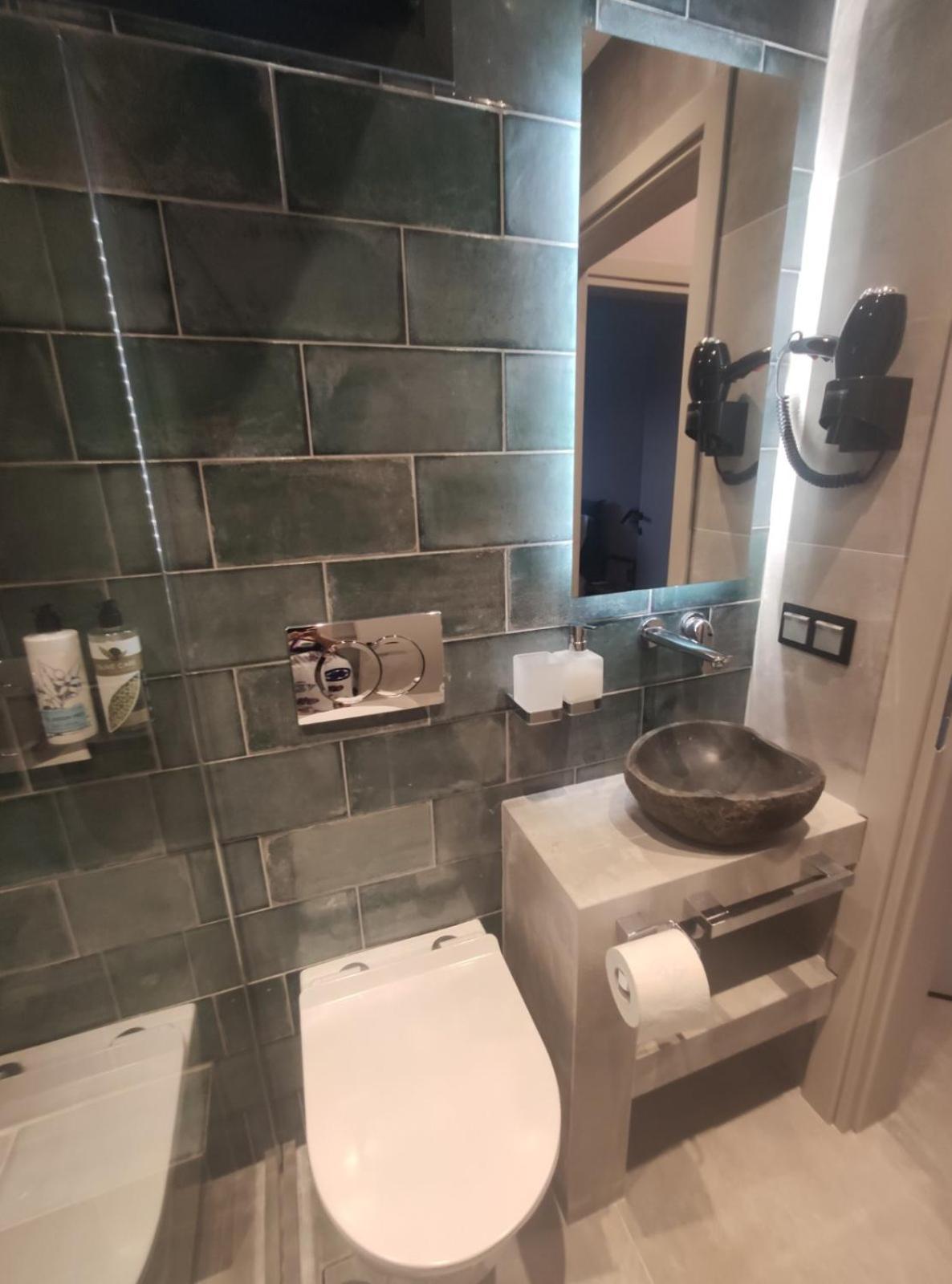 Deluxe Apartment photo 3