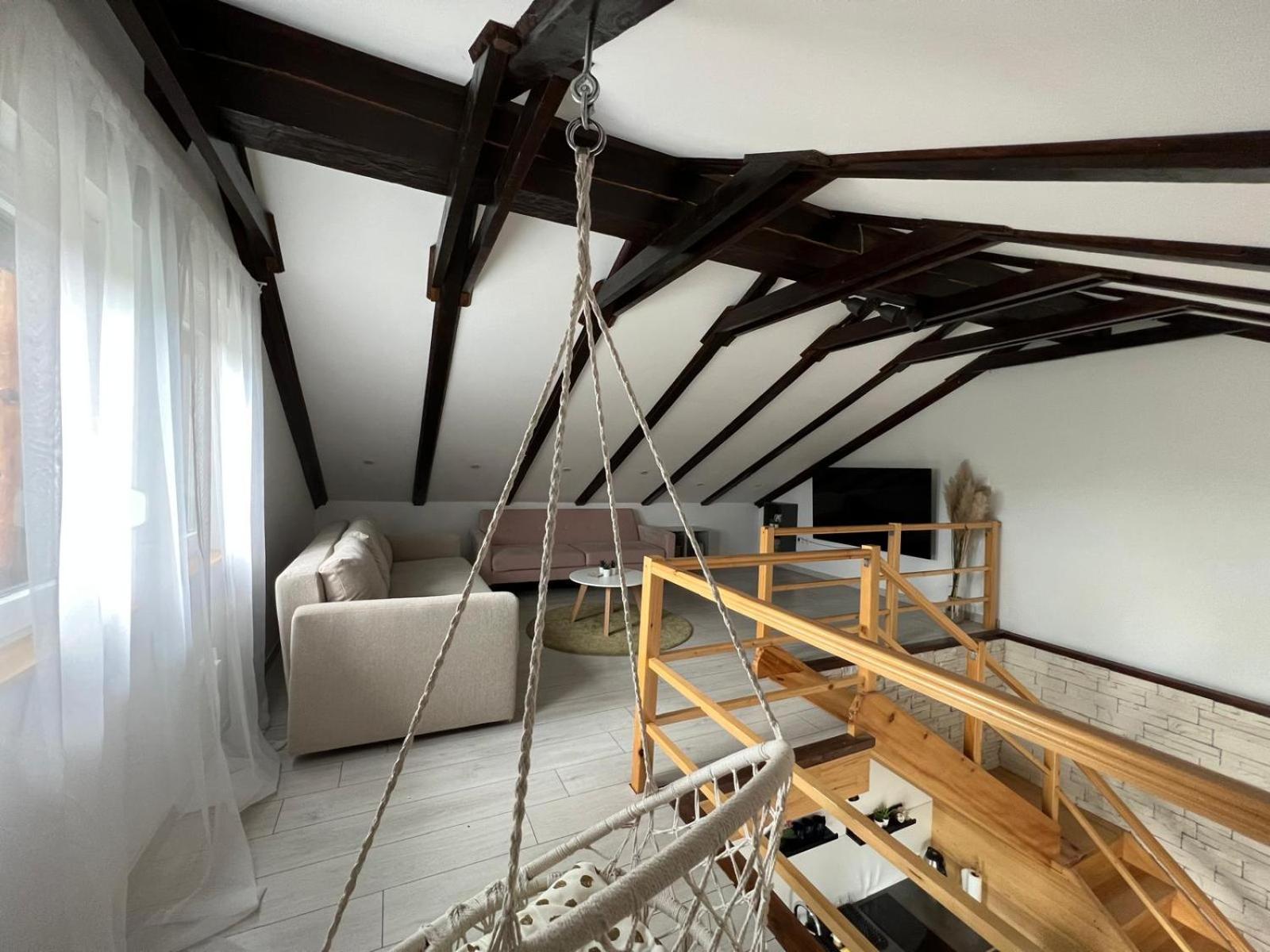 Villa photo 2