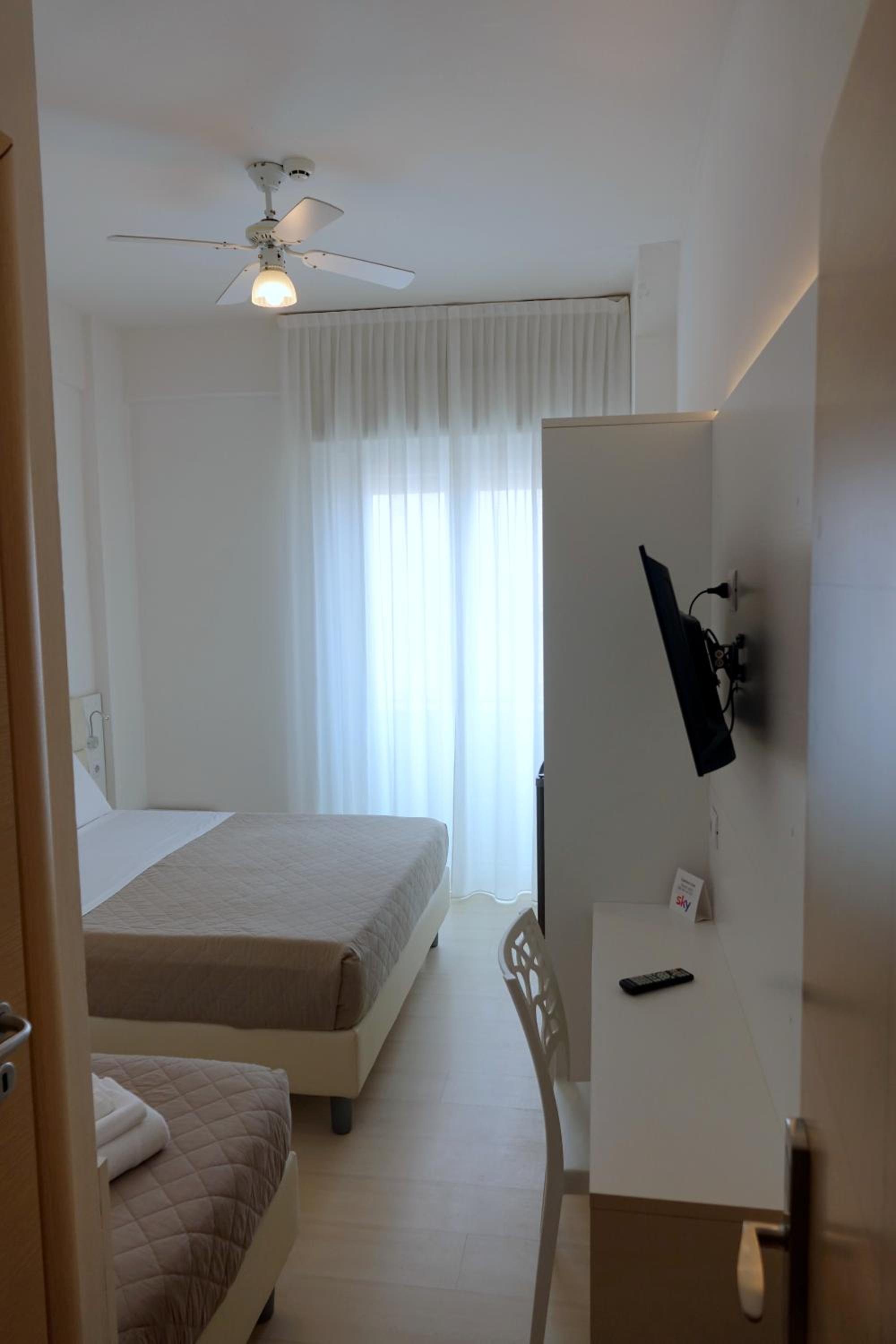 Triple Room photo 2