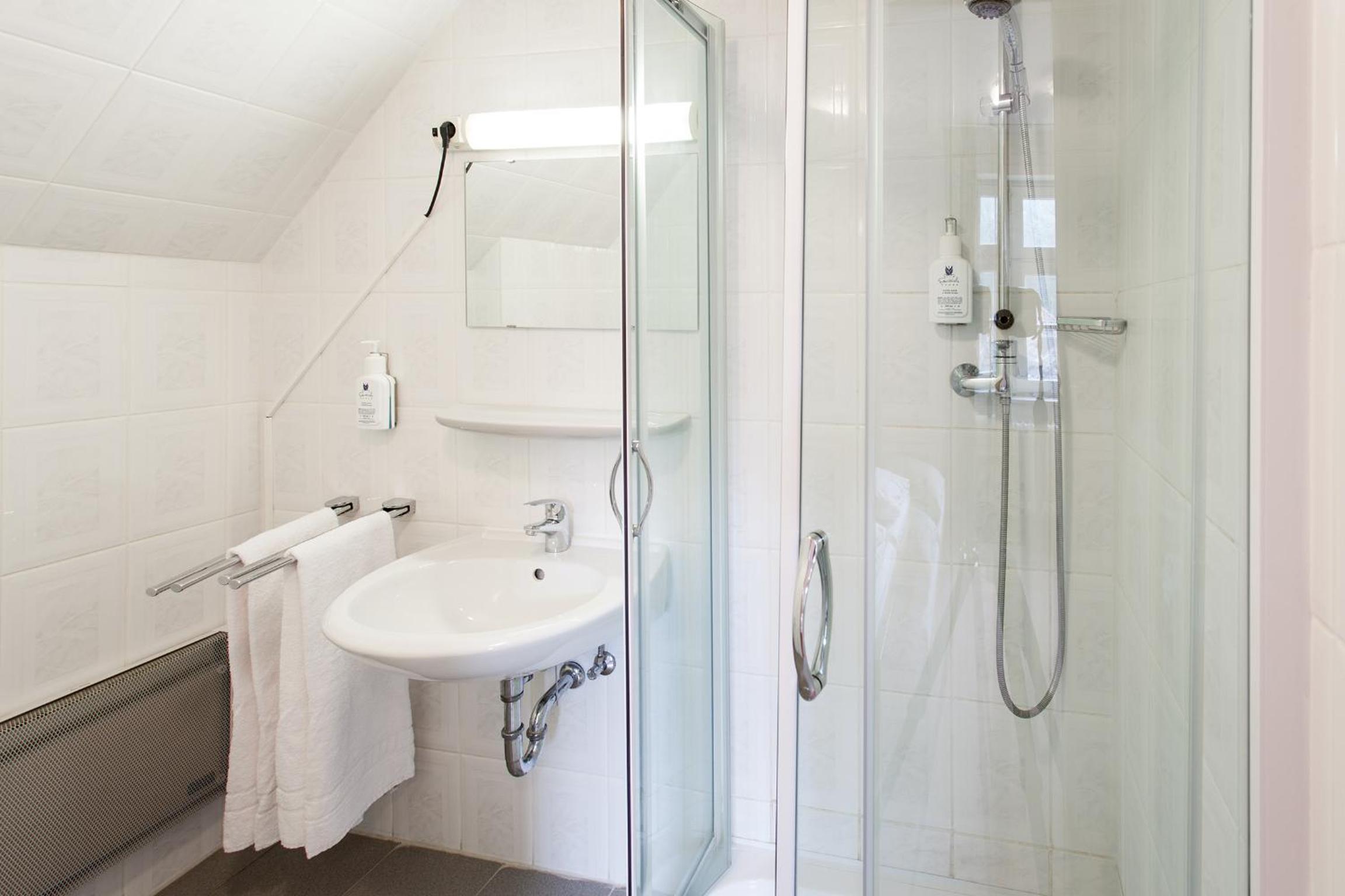 Quadruple Room with Bathroom photo 3