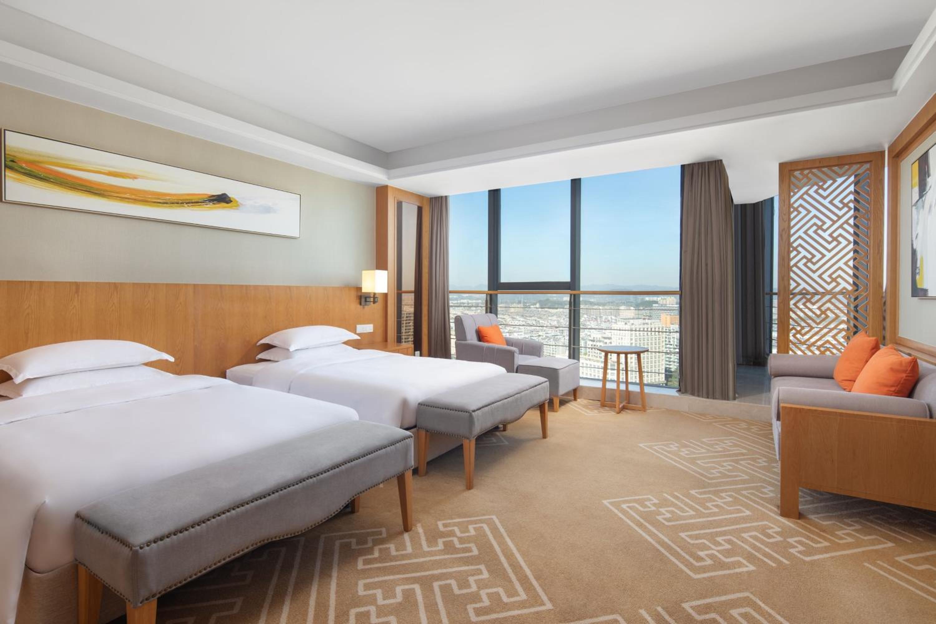 Grand Full View Double, Guest room, 2 Double, City View photo 1