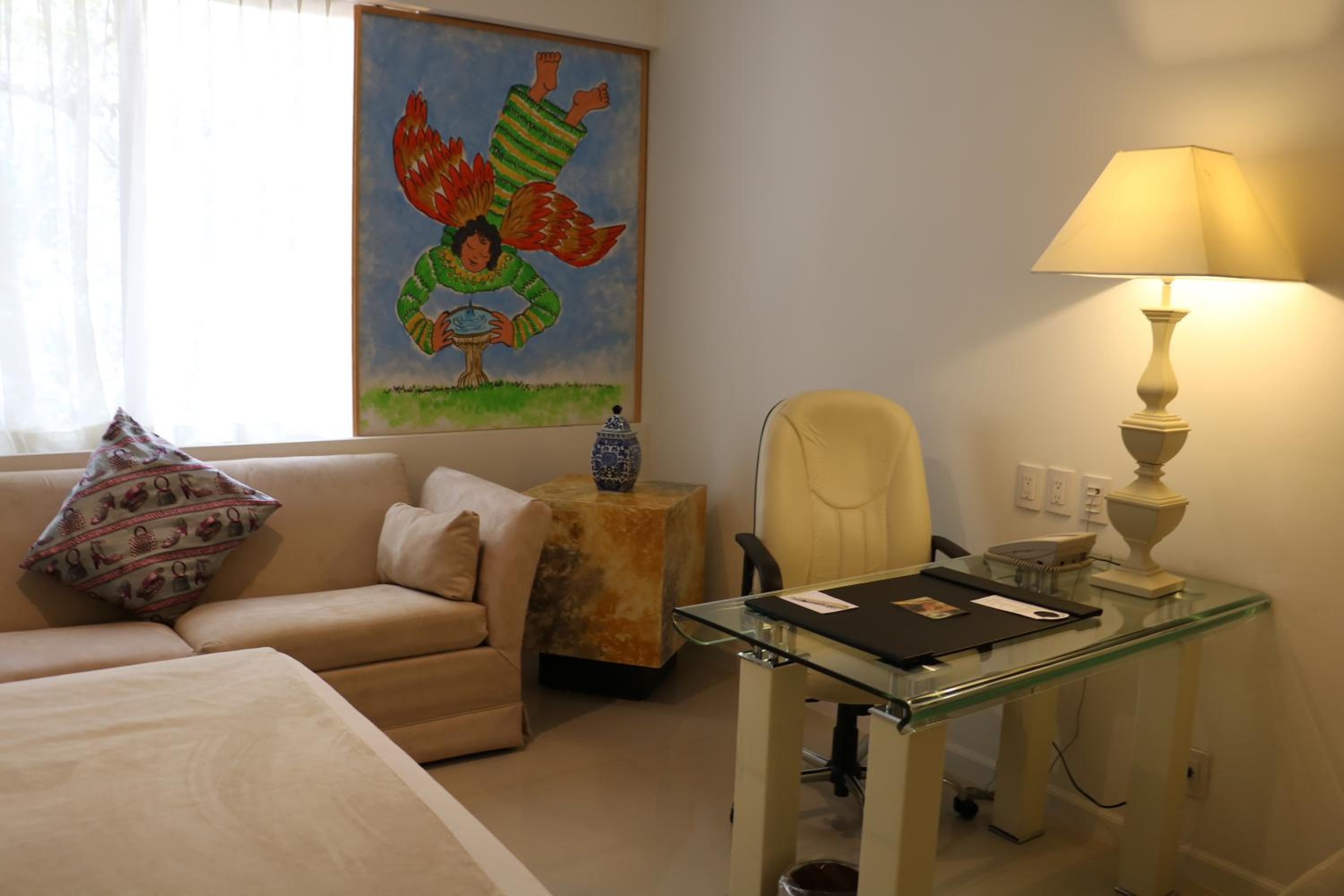 Grand Double Room with Two Double Beds - Photo 3