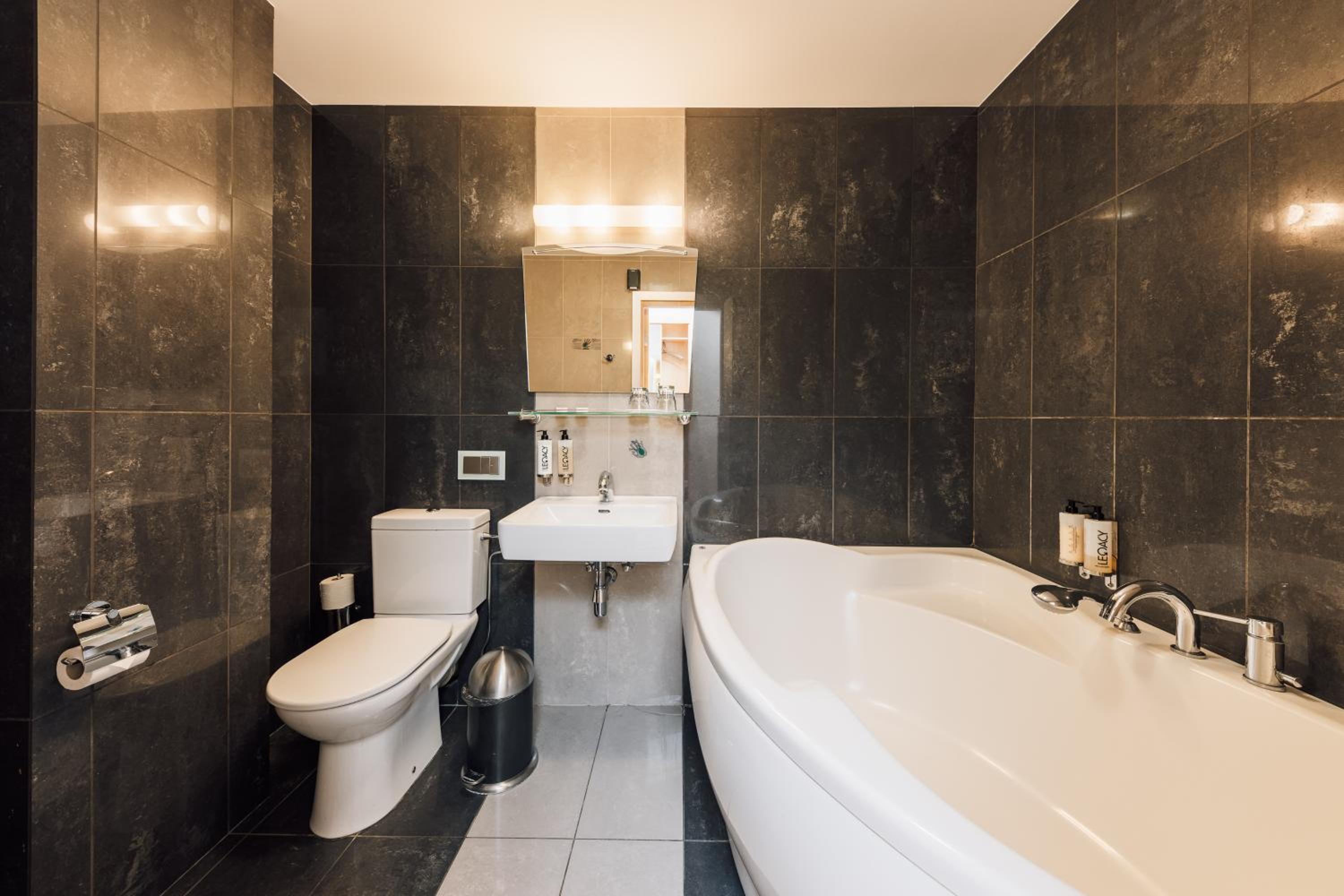Mansard Double Room - Photo 9